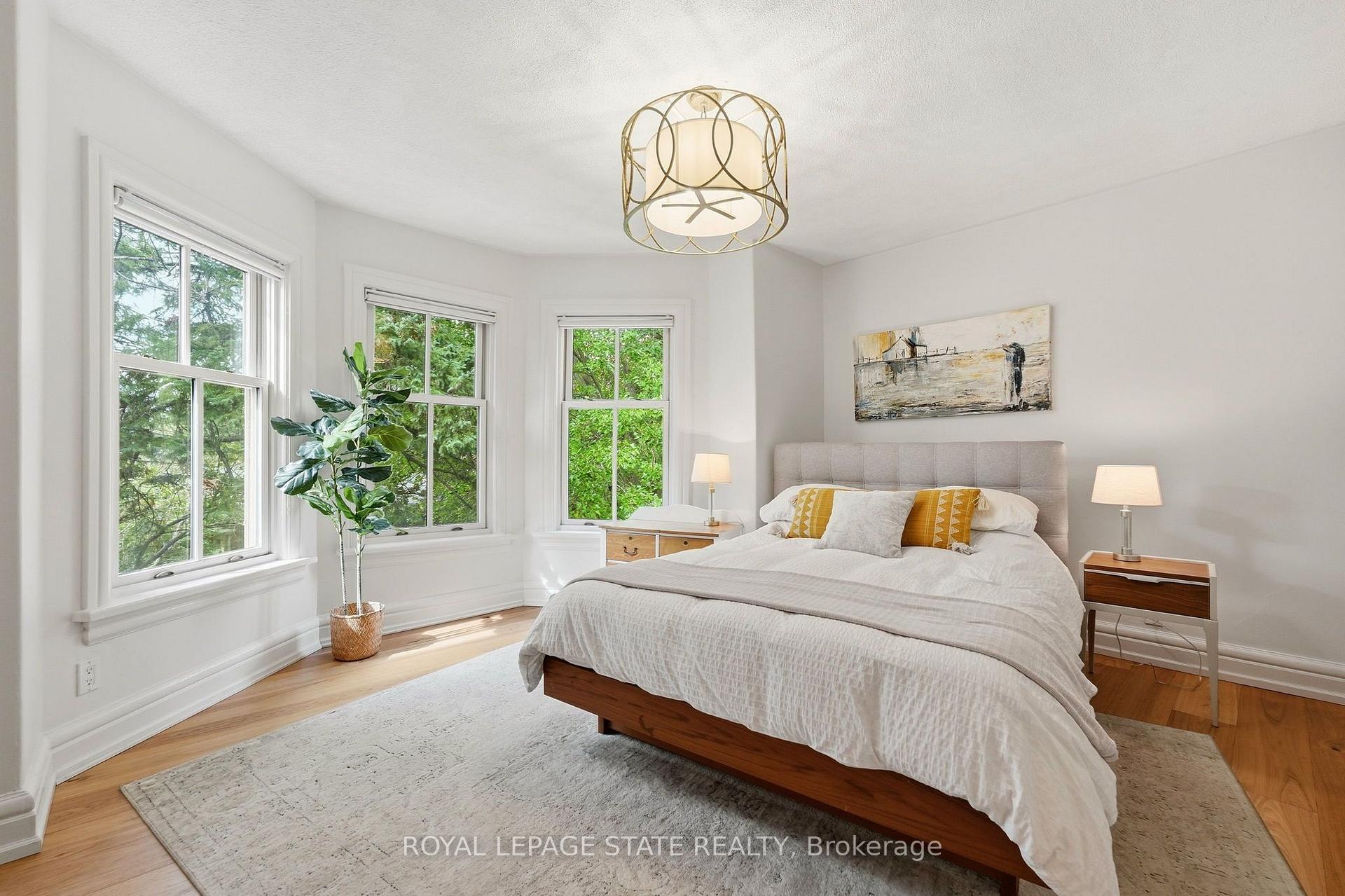 Photo 25 of 627 Maple Avenue, Burlington, Brant — HOMEH