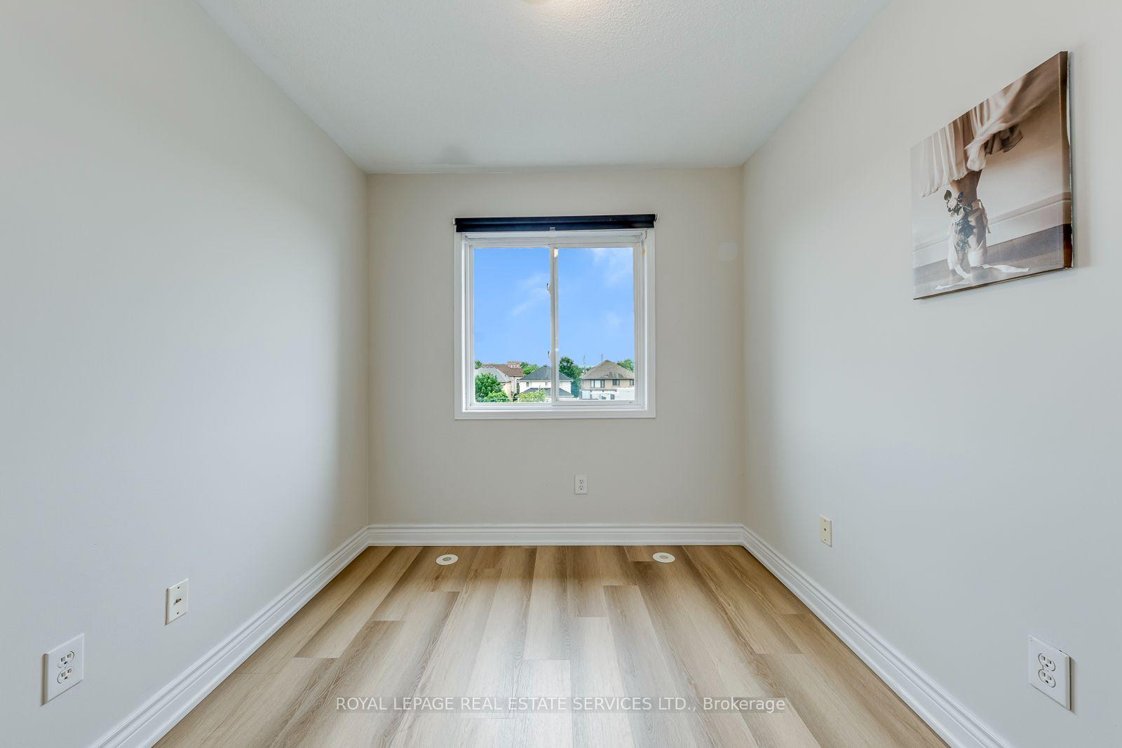 Photo 31 of 2418 Adamvale Crescent, Oakville, Westmount — HOMEH