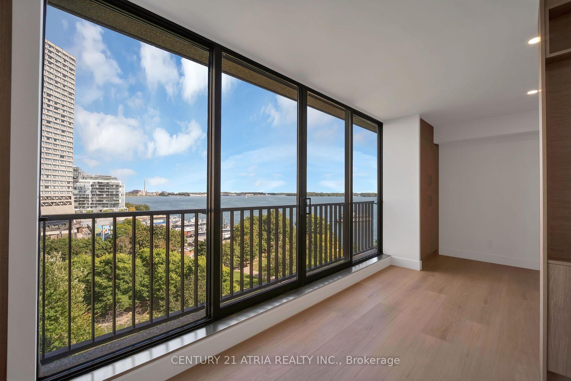 Photo 22 of Unit 1004, 33 Harbour Square, Toronto, Waterfront Communities — HOMEH