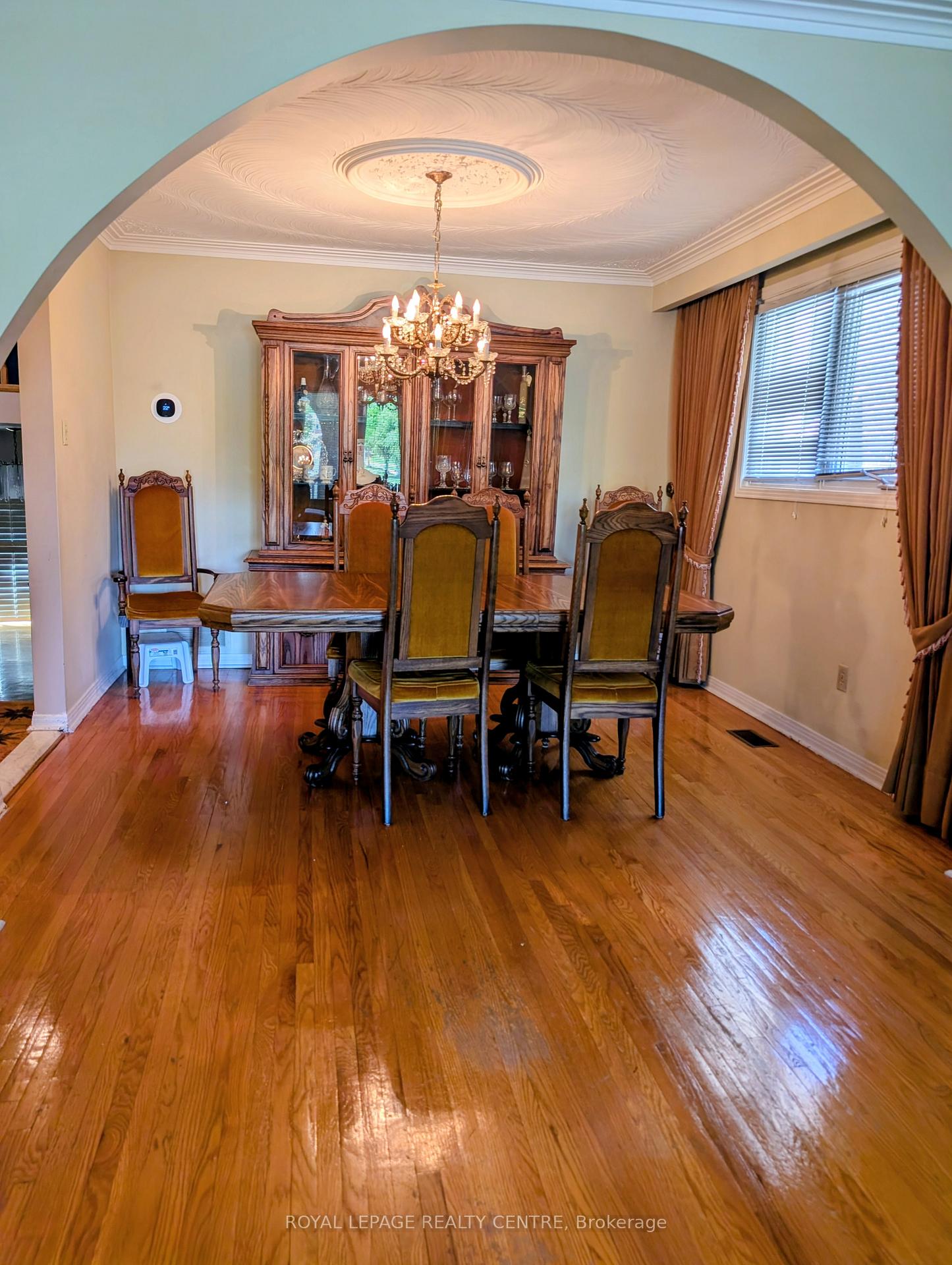 Photo 7 of 2560 Cynara Road, Mississauga, Cooksville — HOMEH