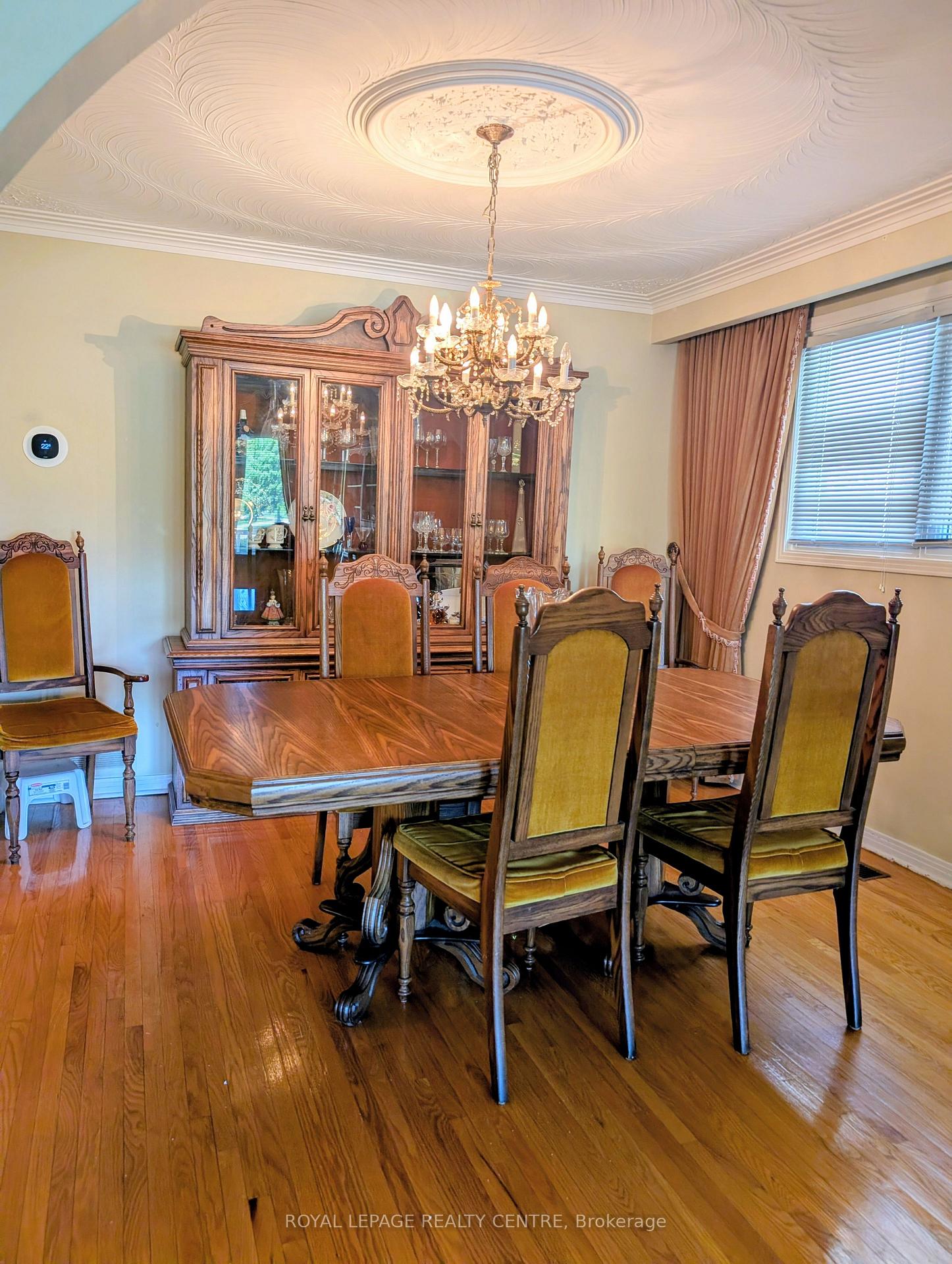 Photo 8 of 2560 Cynara Road, Mississauga, Cooksville — HOMEH