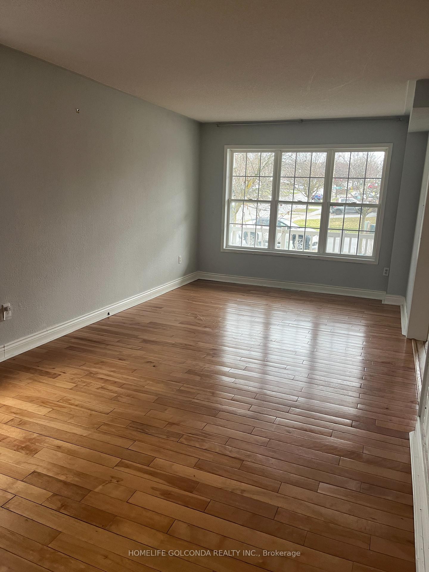 Photo 4 of Unit Upper, 59 Herrell Avenue, Barrie, Painswick North — HOMEH