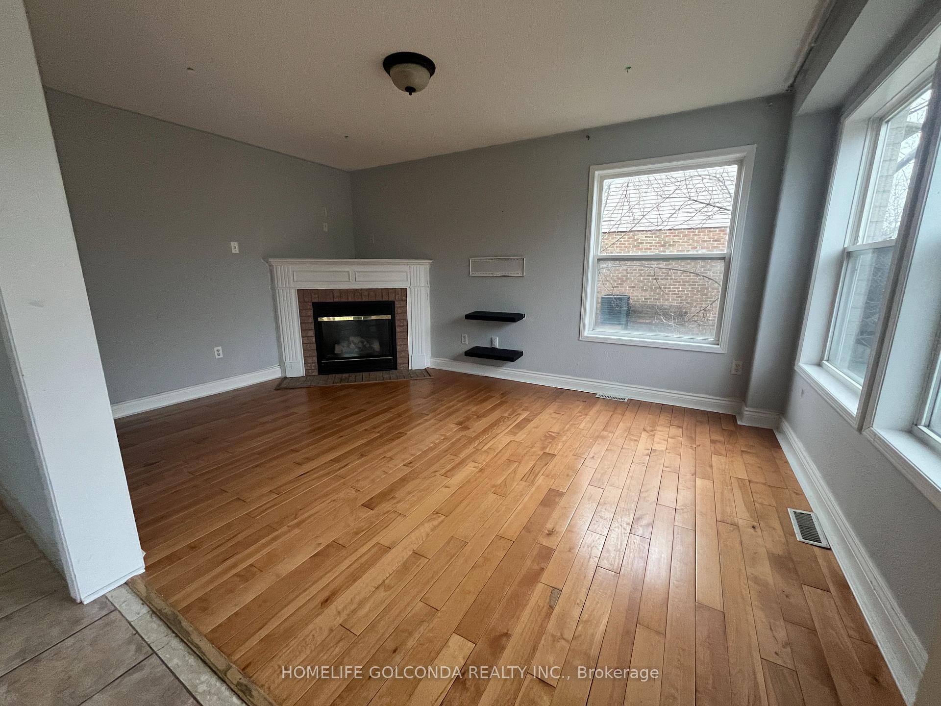 Photo 5 of Unit Upper, 59 Herrell Avenue, Barrie, Painswick North — HOMEH