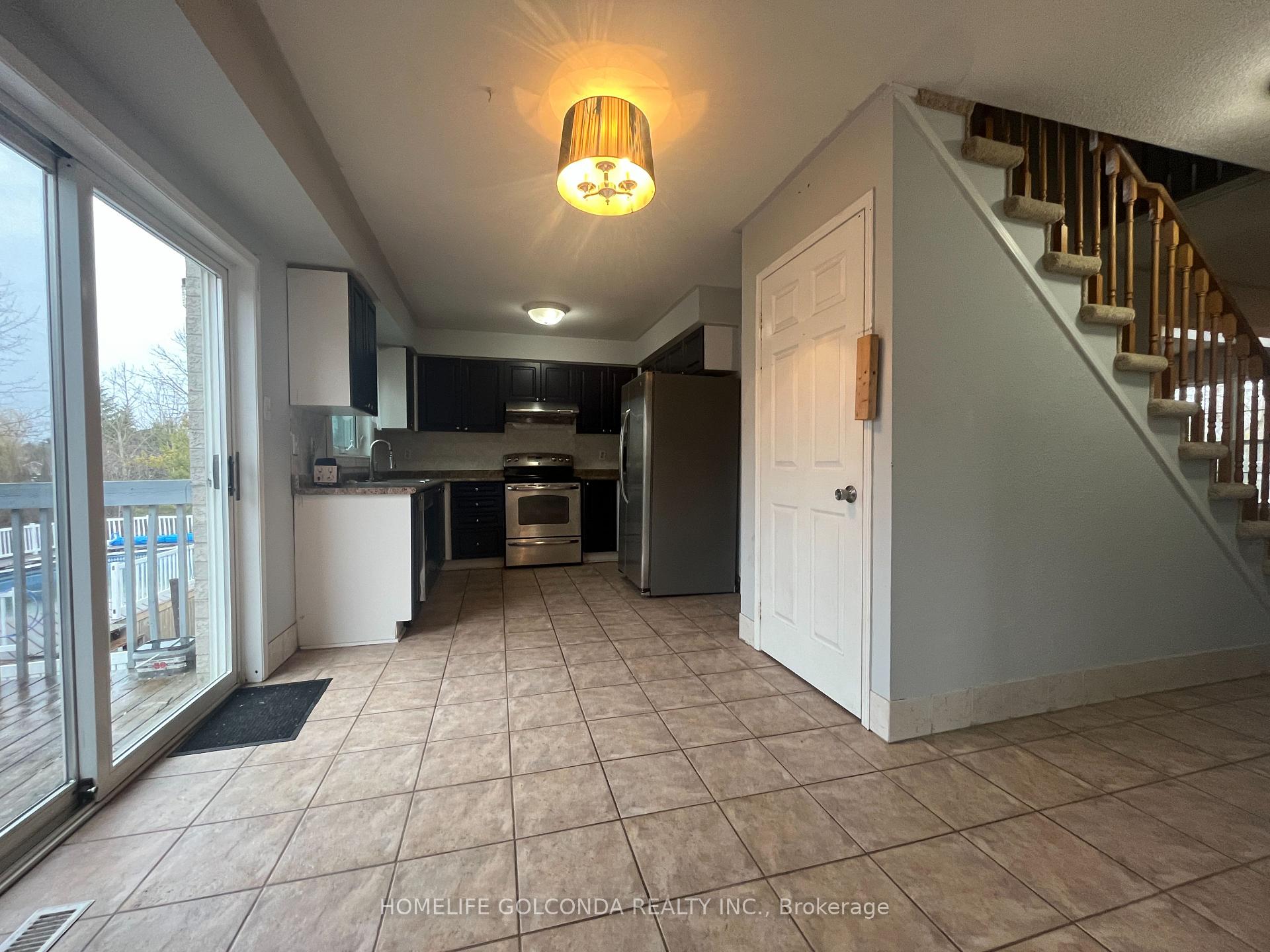 Photo 6 of Unit Upper, 59 Herrell Avenue, Barrie, Painswick North — HOMEH