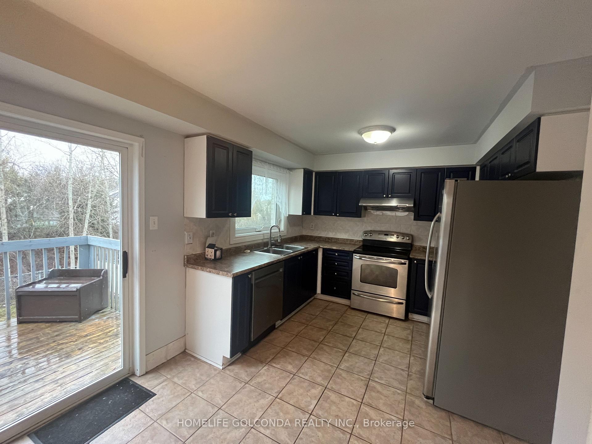 Photo 8 of Unit Upper, 59 Herrell Avenue, Barrie, Painswick North — HOMEH
