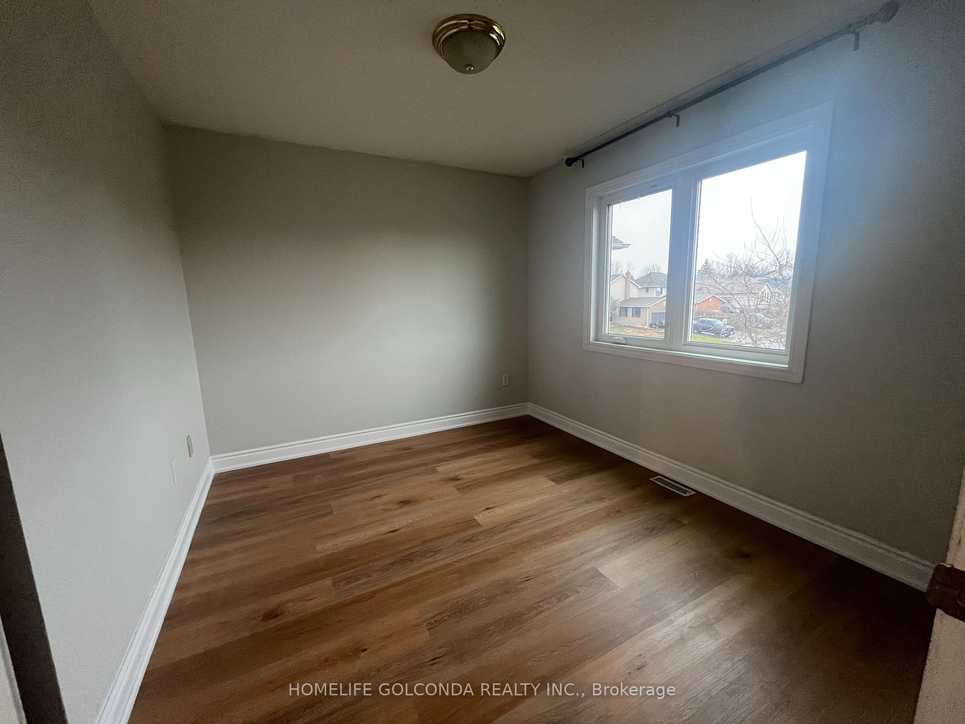 Photo 22 of Unit Upper, 59 Herrell Avenue, Barrie, Painswick North — HOMEH