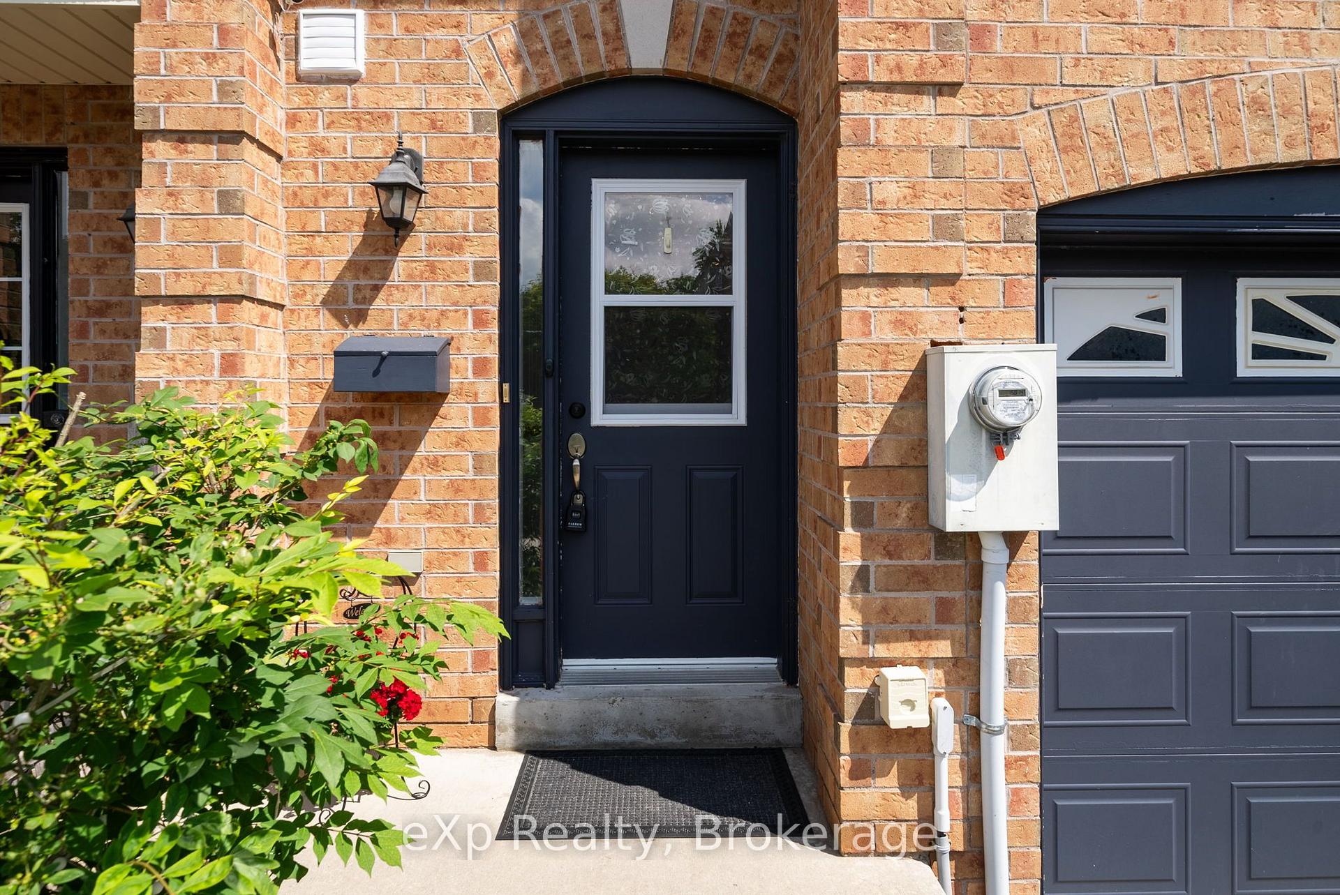 Photo 4 of 100 Brookside Street, Cavan Monaghan, Millbrook Village — HOMEH