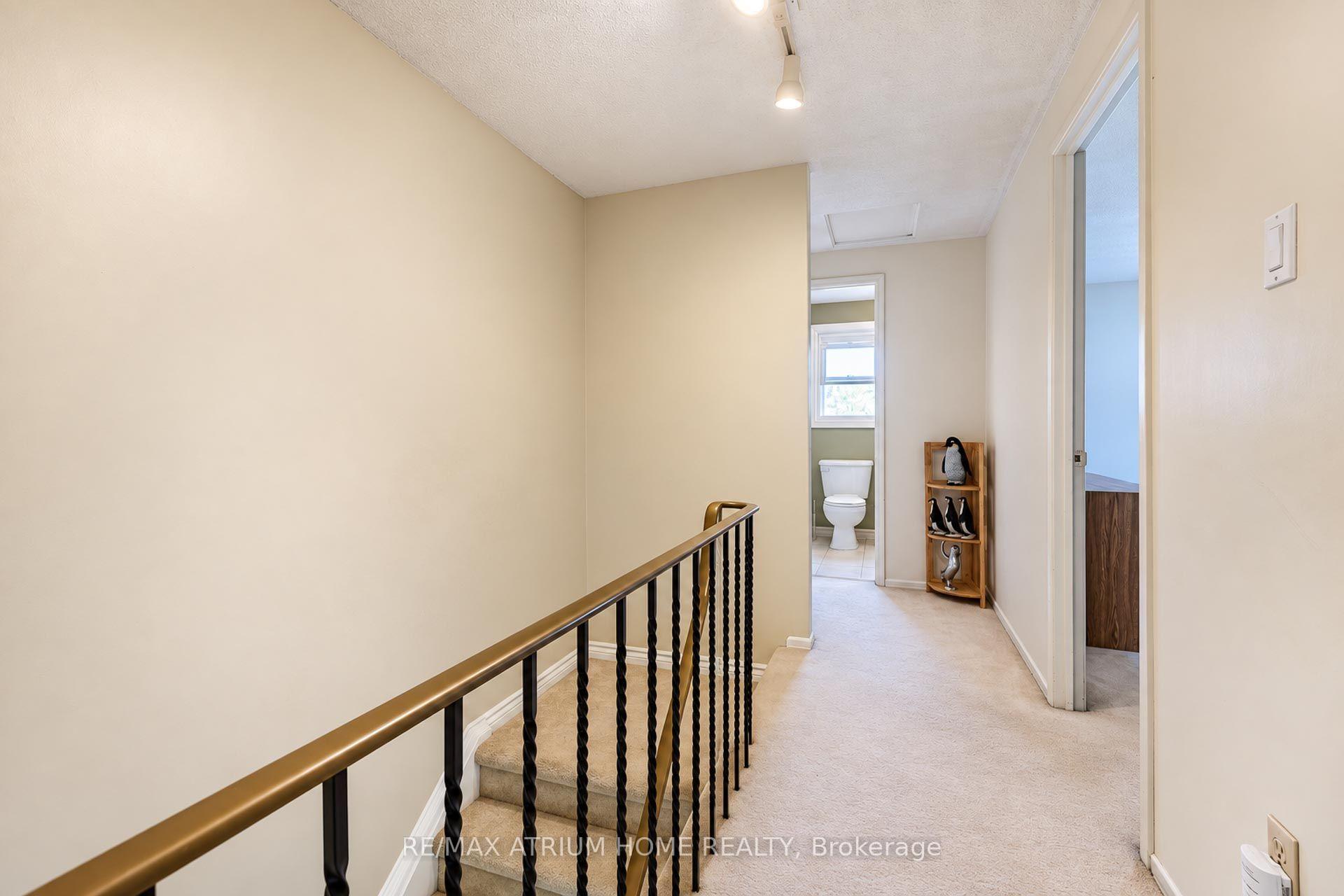 Photo 25 of 38 Purple Sageway, North York, Hillcrest Village — HOMEH