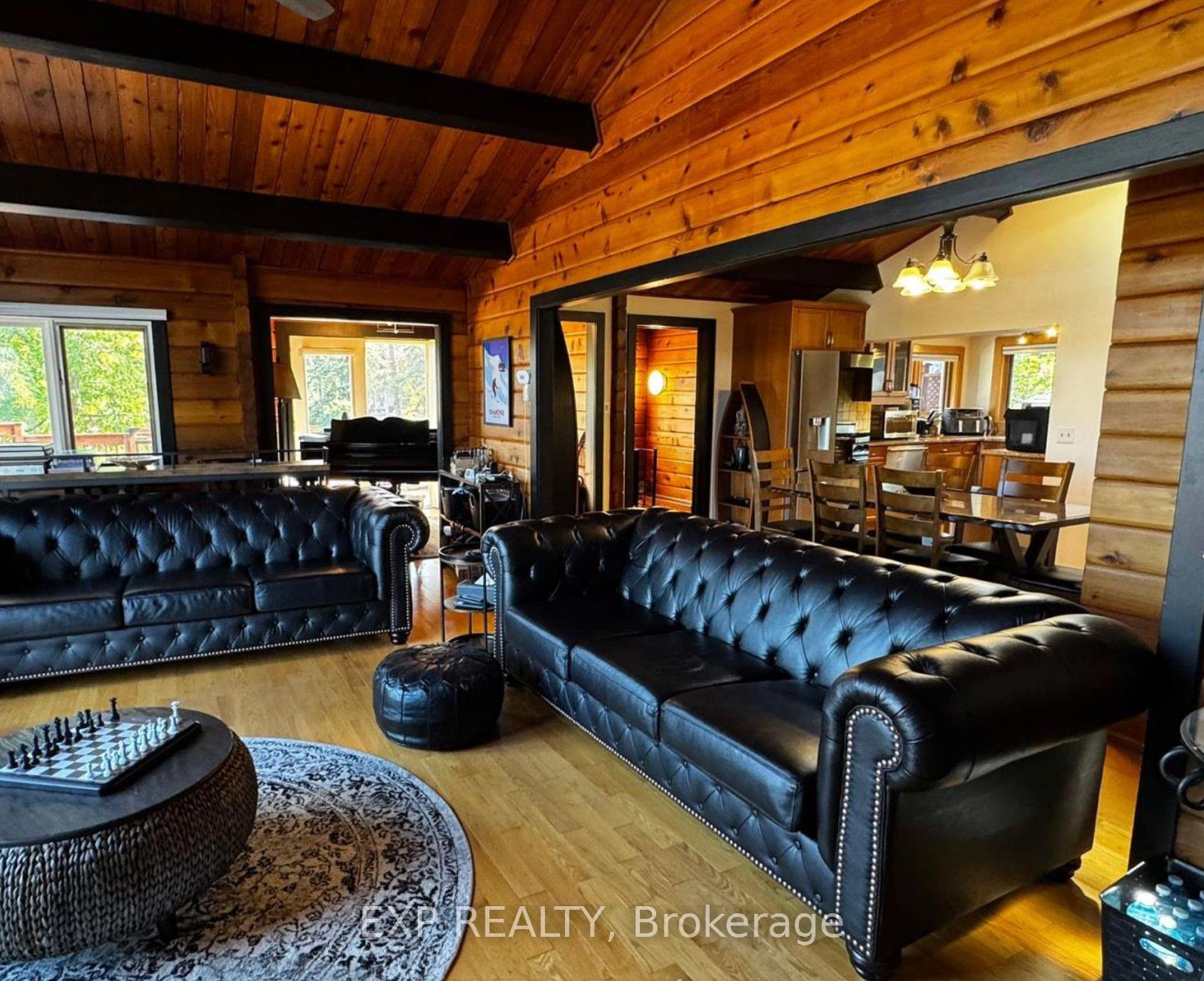 Photo 3 of 171 Chamonix Crescent, Blue Mountains — HOMEH