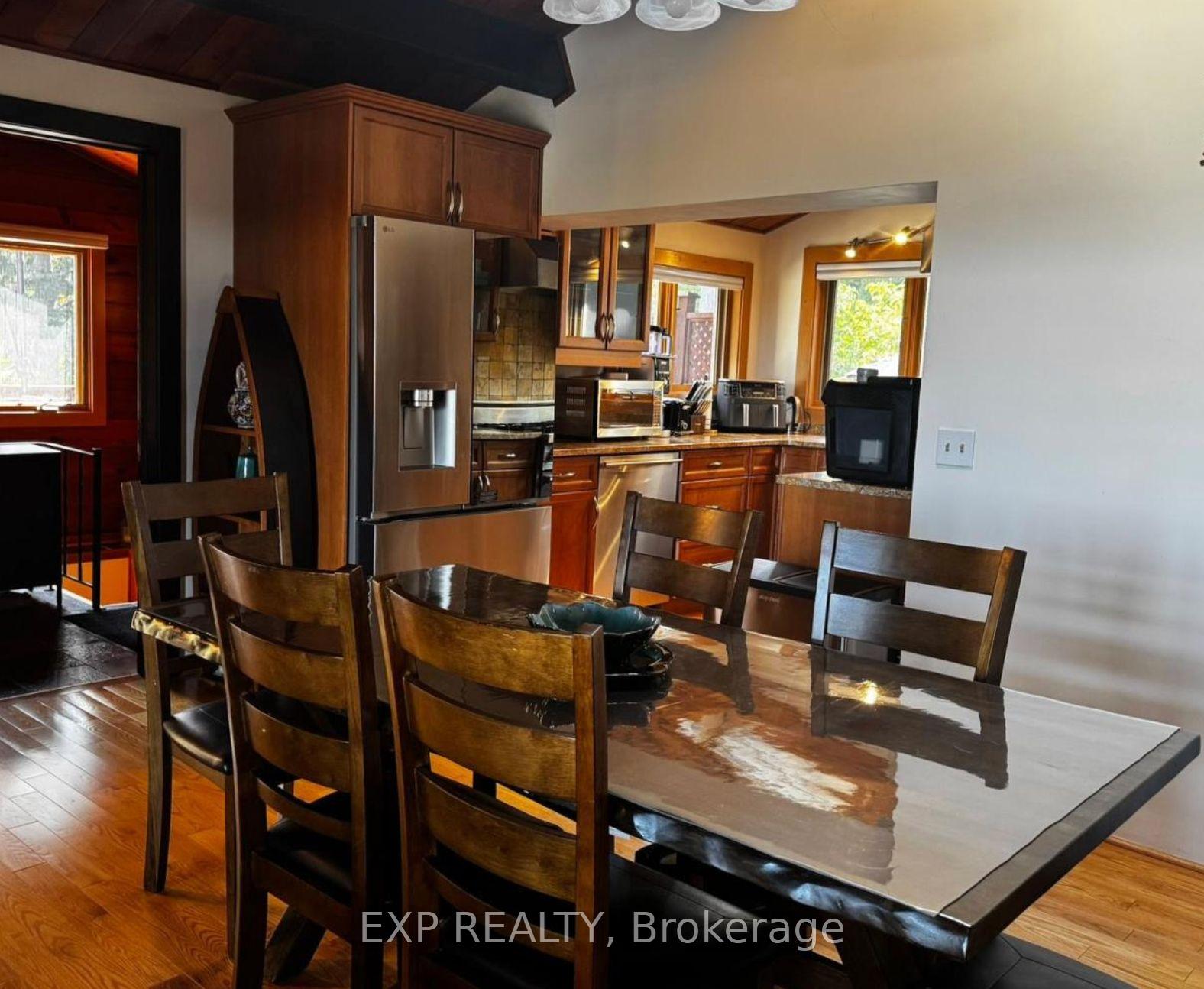 Photo 8 of 171 Chamonix Crescent, Blue Mountains — HOMEH
