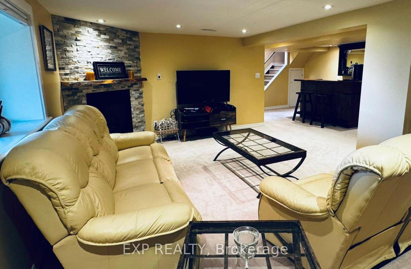 Photo 17 of 171 Chamonix Crescent, Blue Mountains — HOMEH