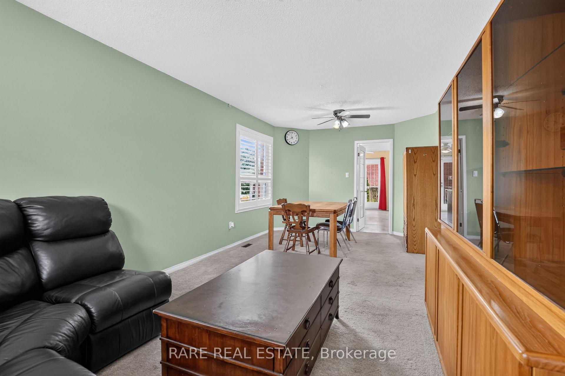 Photo 9 of 7 Longman Drive, Barrie, Northwest — HOMEH