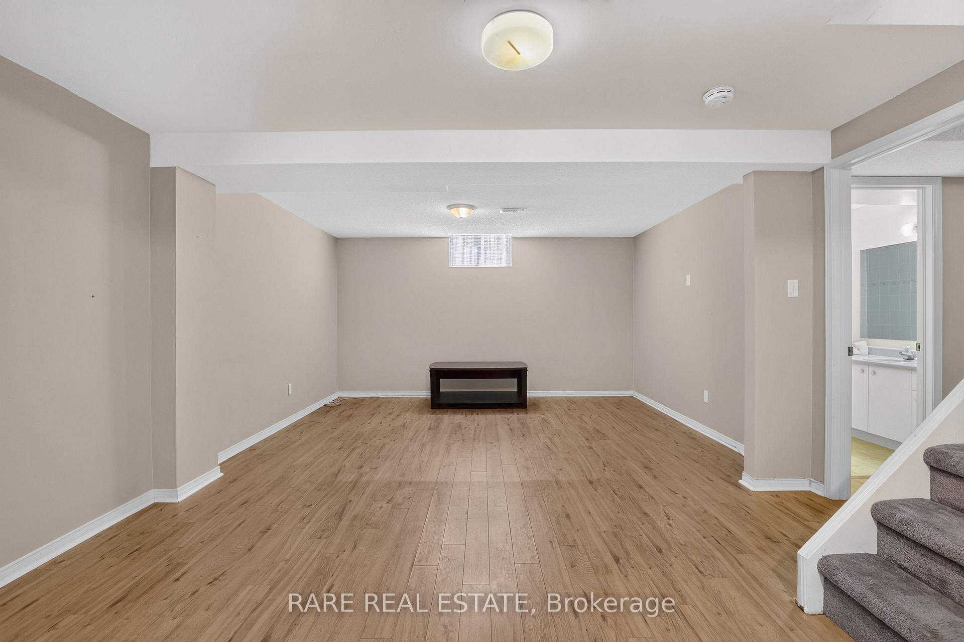 Photo 24 of 7 Longman Drive, Barrie, Northwest — HOMEH