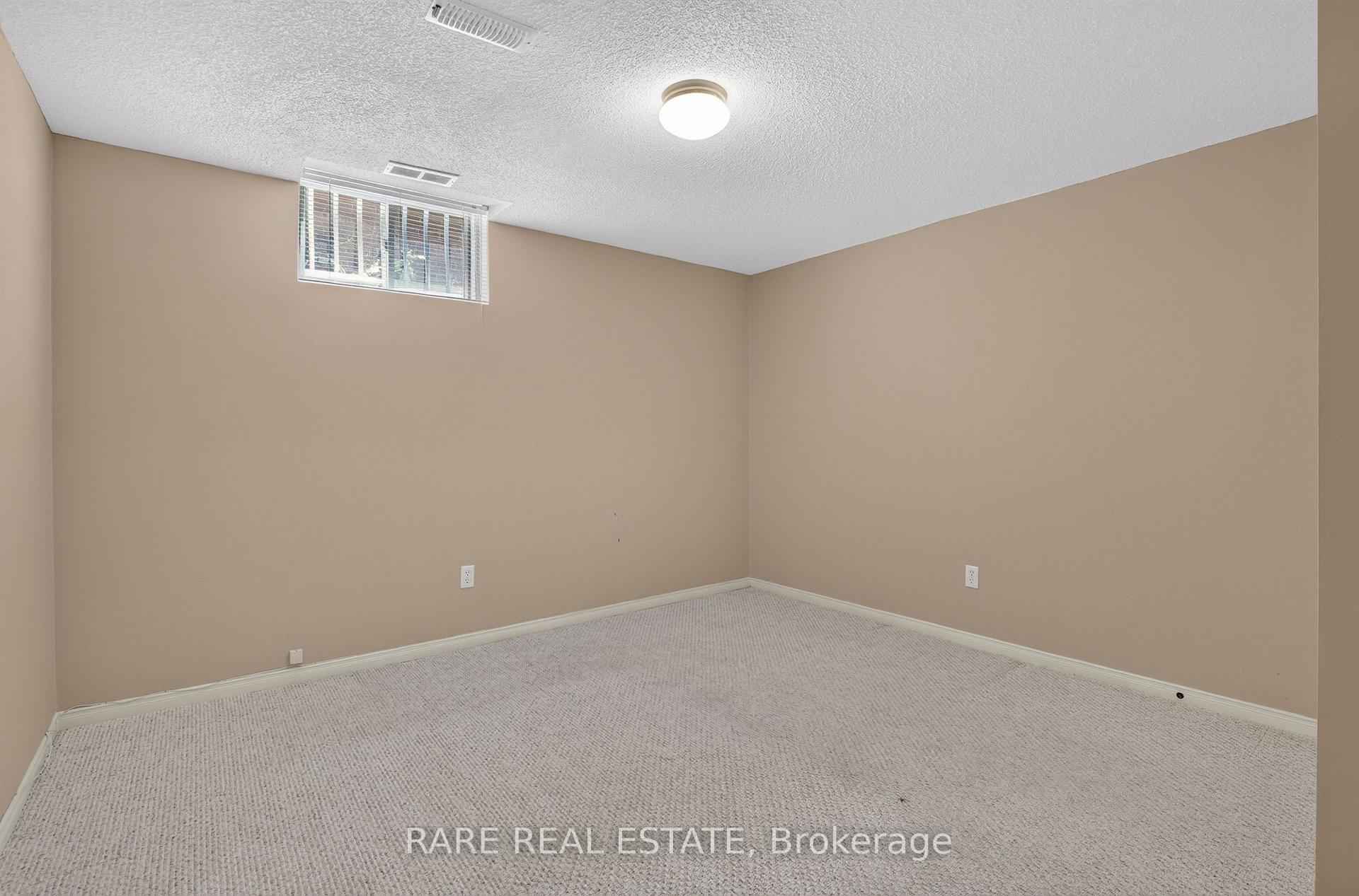 Photo 27 of 7 Longman Drive, Barrie, Northwest — HOMEH