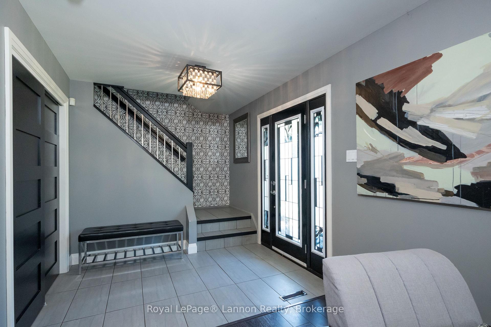 Photo 3 of 245 McComber Crescent, Thunder Bay, Grandview — HOMEH