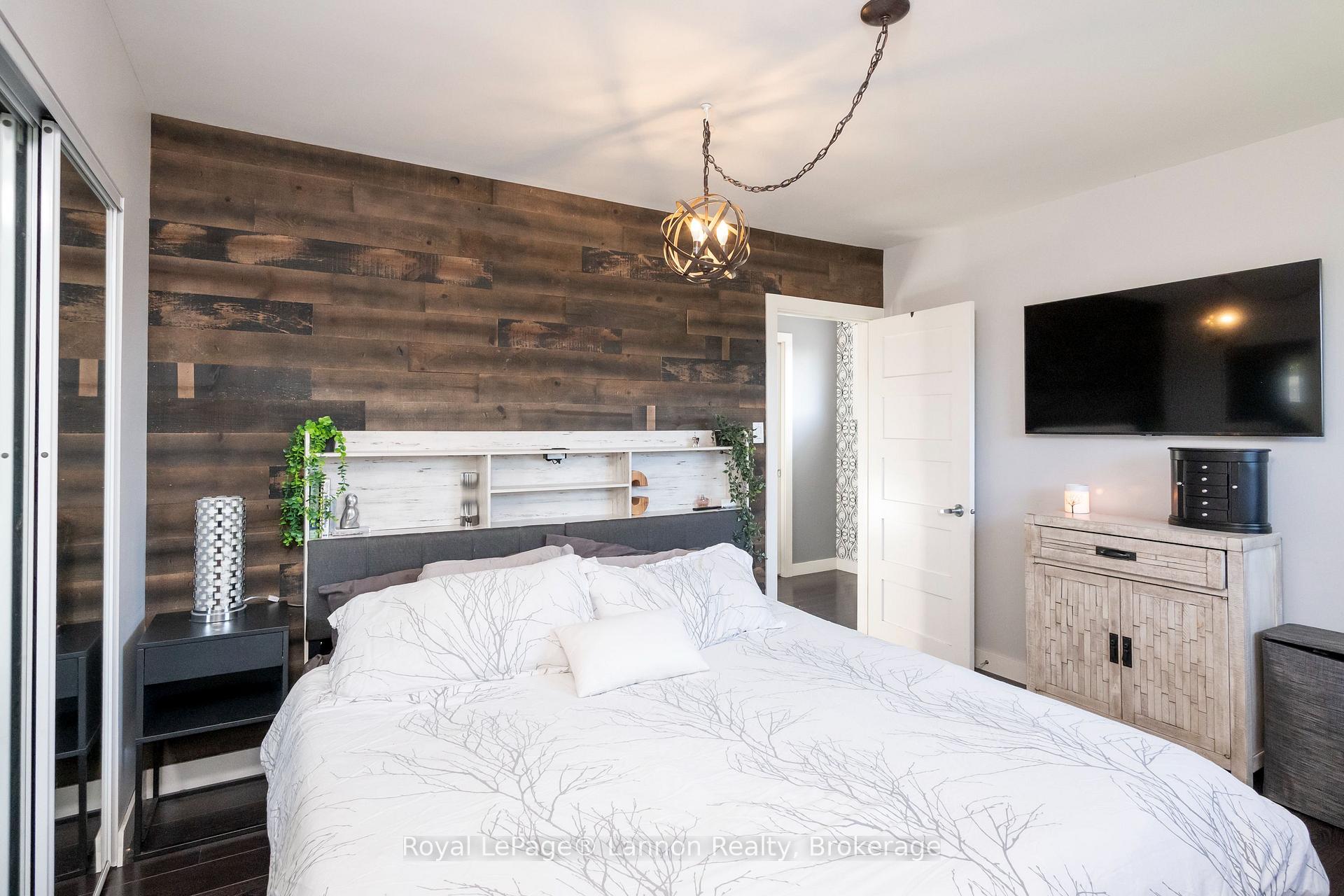 Photo 14 of 245 McComber Crescent, Thunder Bay, Grandview — HOMEH