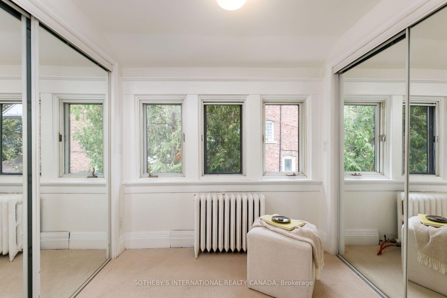 Photo 18 of 126 Hilton Avenue, Toronto, Casa Loma — HOMEH