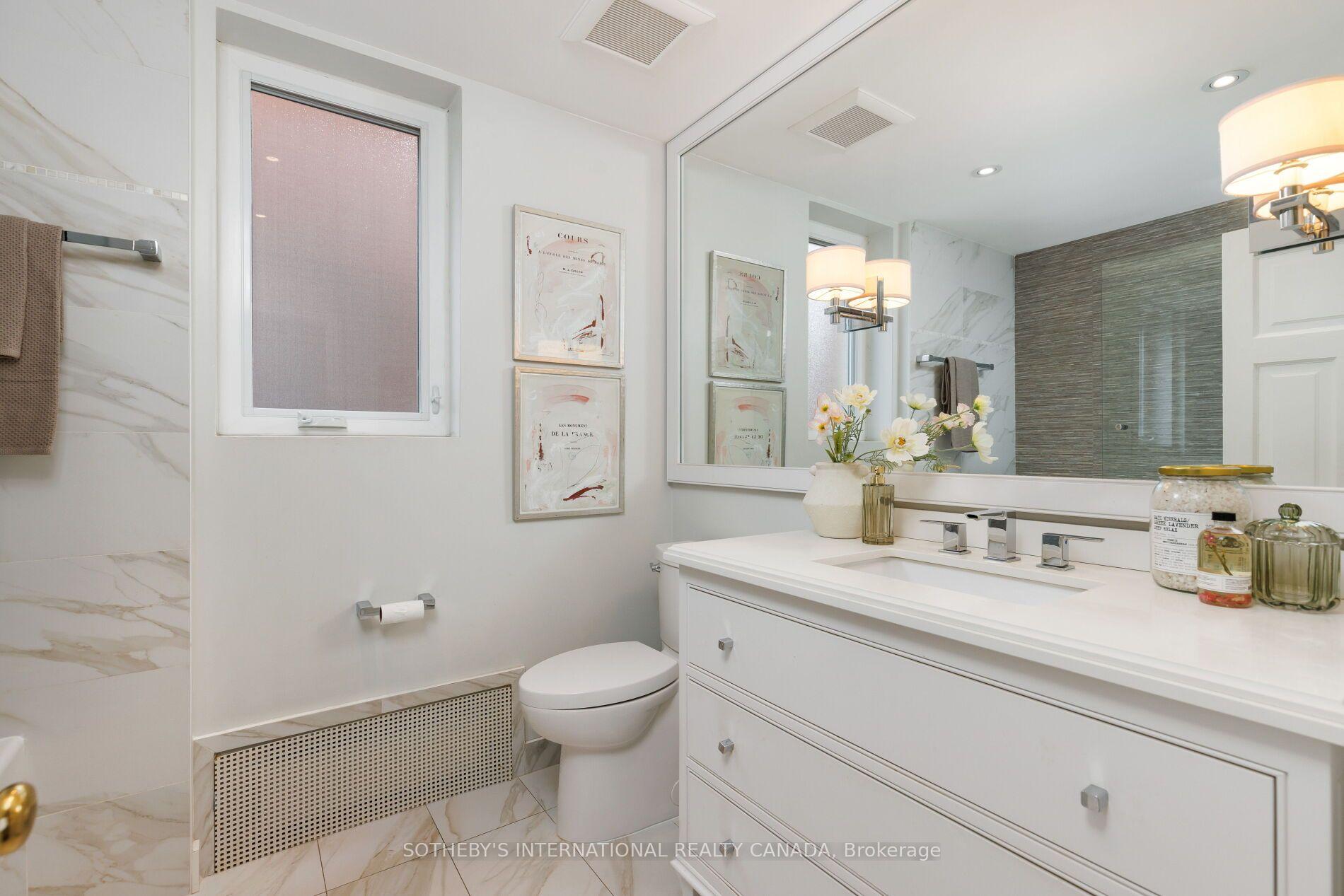 Photo 19 of 126 Hilton Avenue, Toronto, Casa Loma — HOMEH