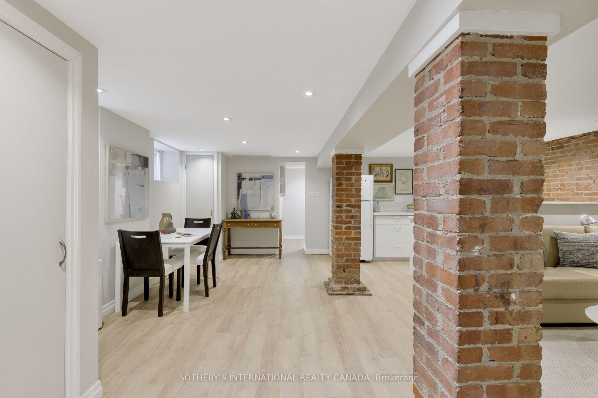 Photo 28 of 126 Hilton Avenue, Toronto, Casa Loma — HOMEH