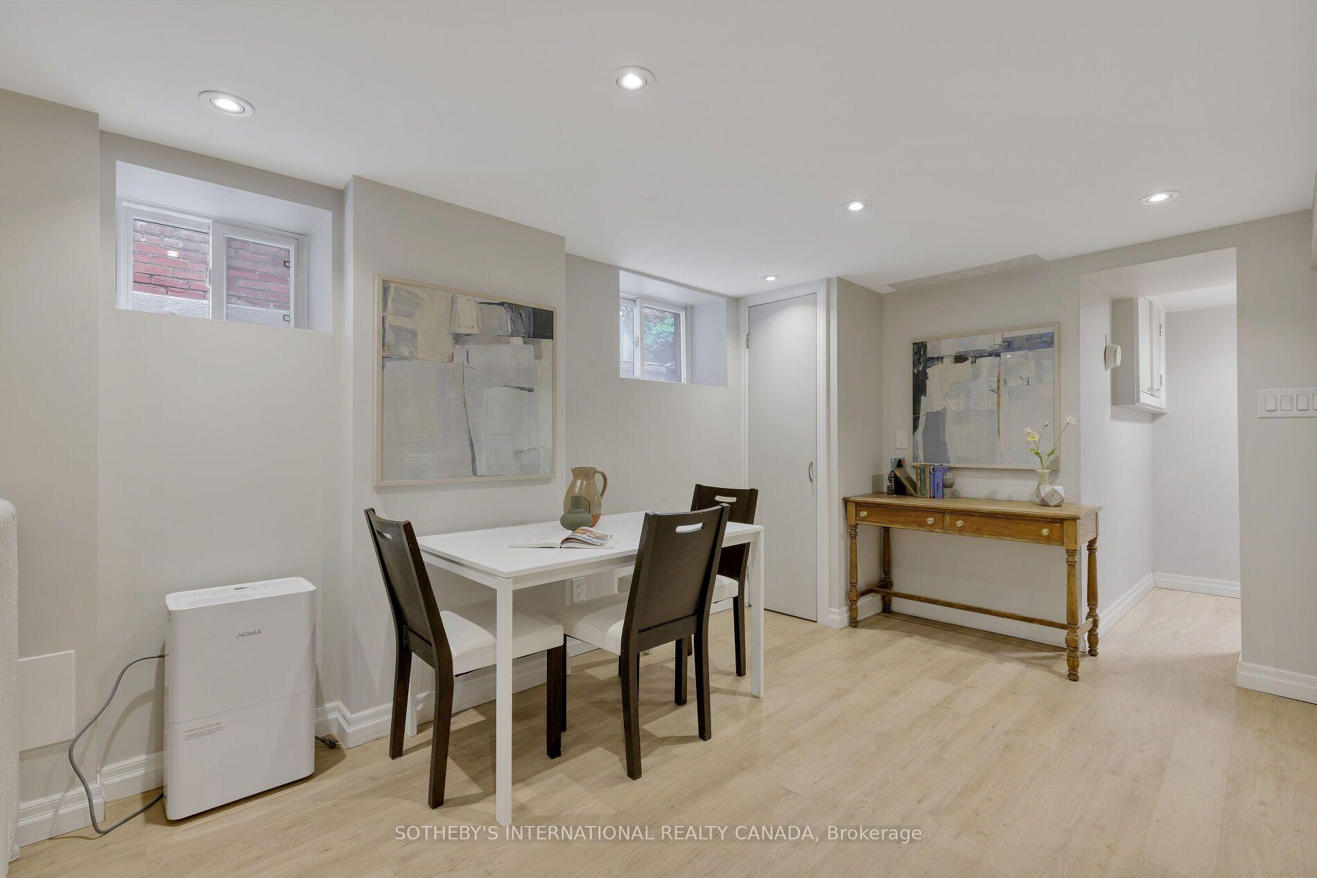 Photo 29 of 126 Hilton Avenue, Toronto, Casa Loma — HOMEH
