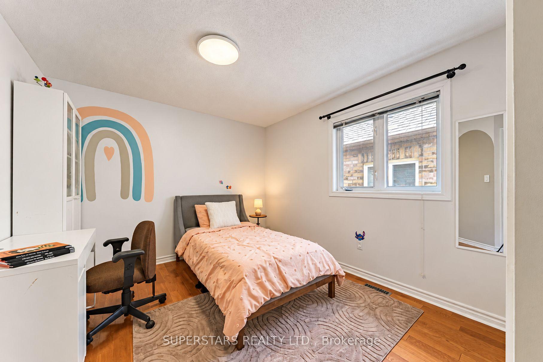 Photo 19 of 167 Humberland Drive, Richmond Hill, Oak Ridges — HOMEH
