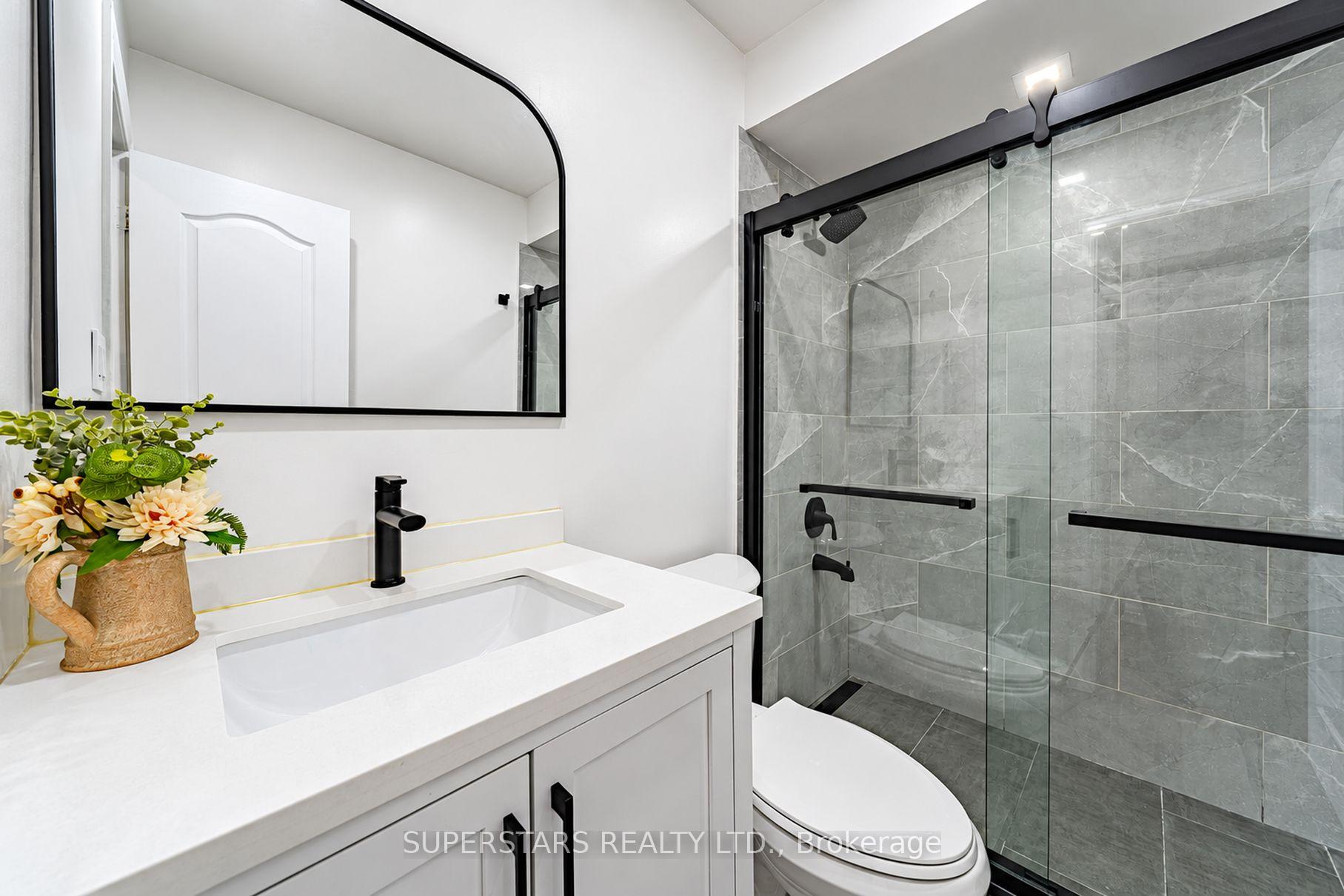 Photo 20 of 167 Humberland Drive, Richmond Hill, Oak Ridges — HOMEH