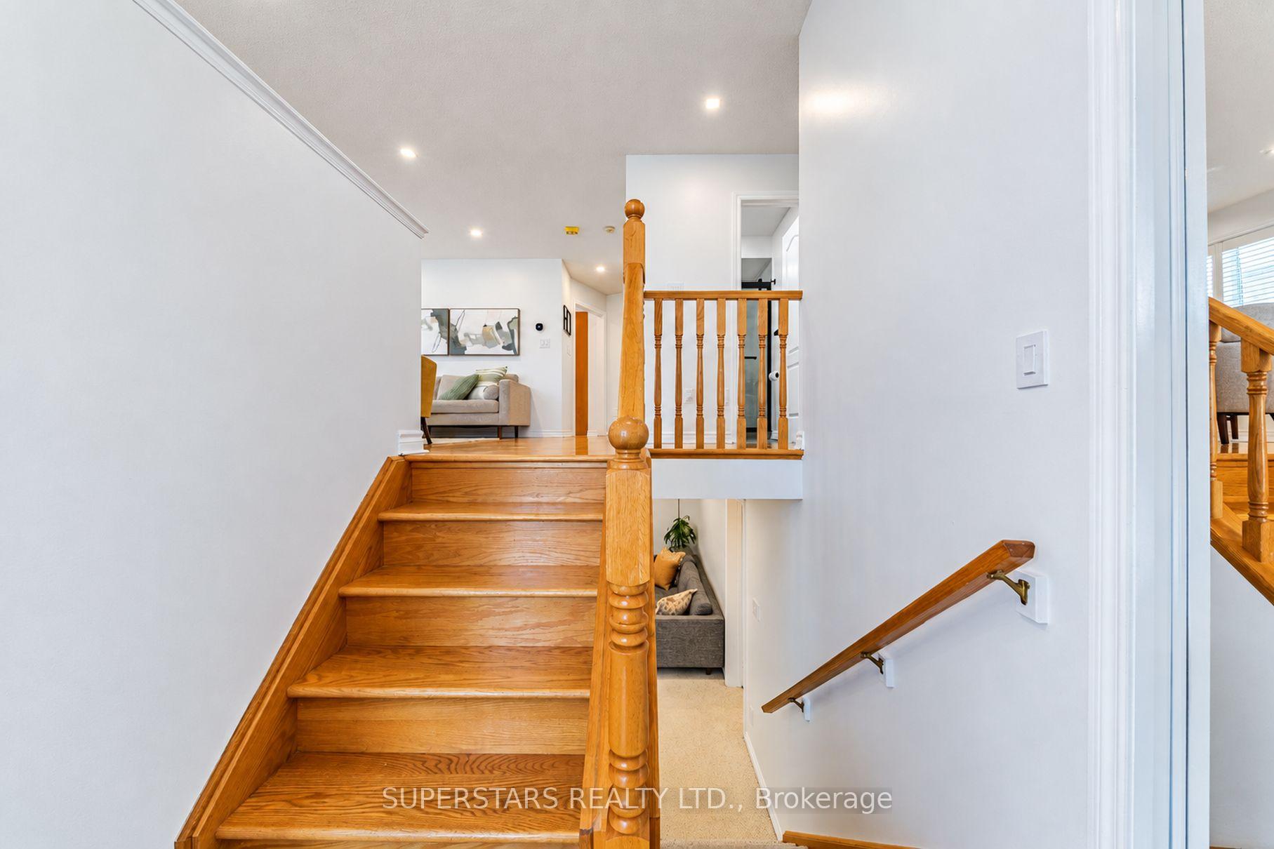 Photo 22 of 167 Humberland Drive, Richmond Hill, Oak Ridges — HOMEH