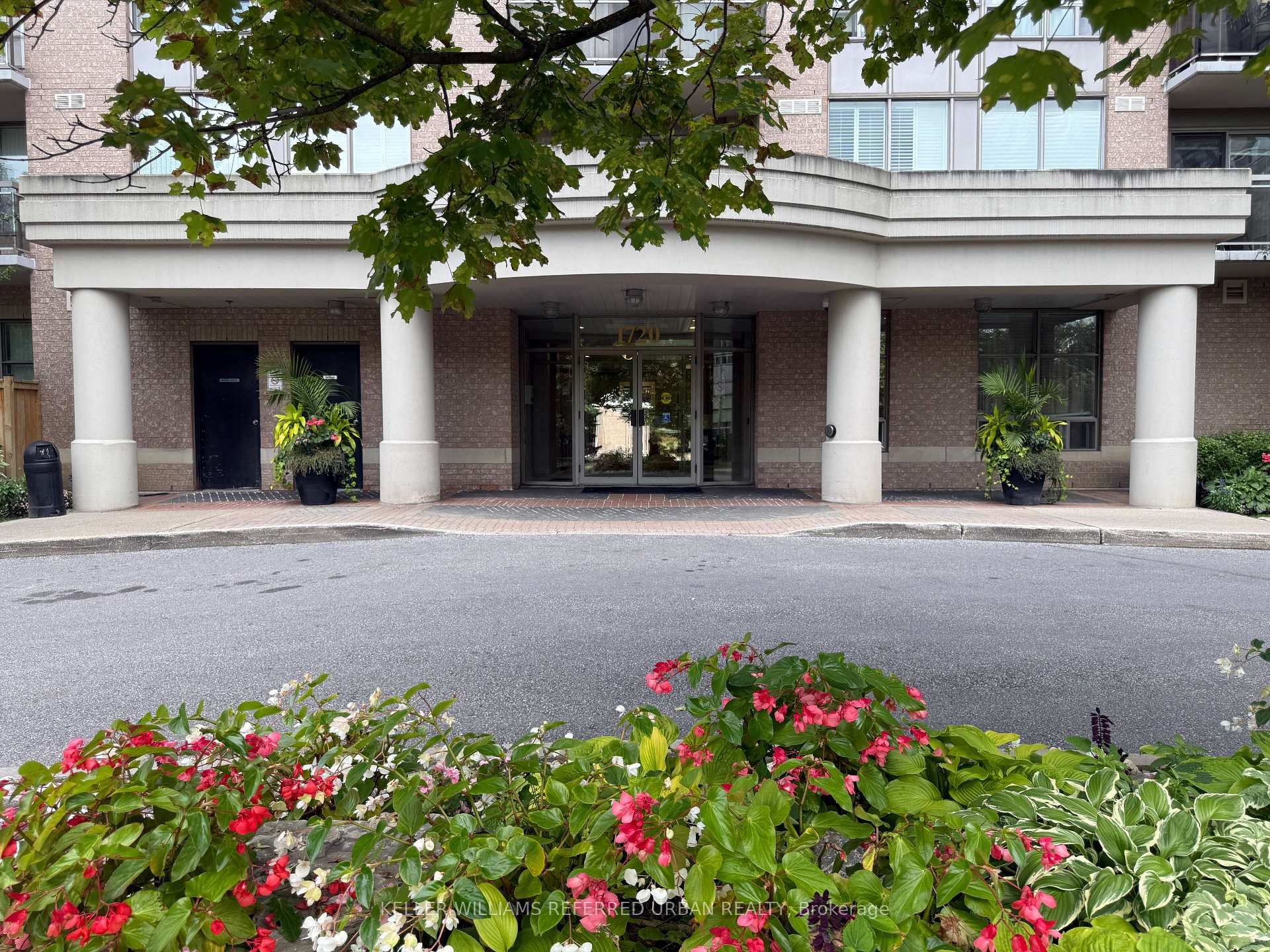 Photo 1 of Unit 110, 1720 Eglinton Avenue E, North York, Victoria Village — HOMEH