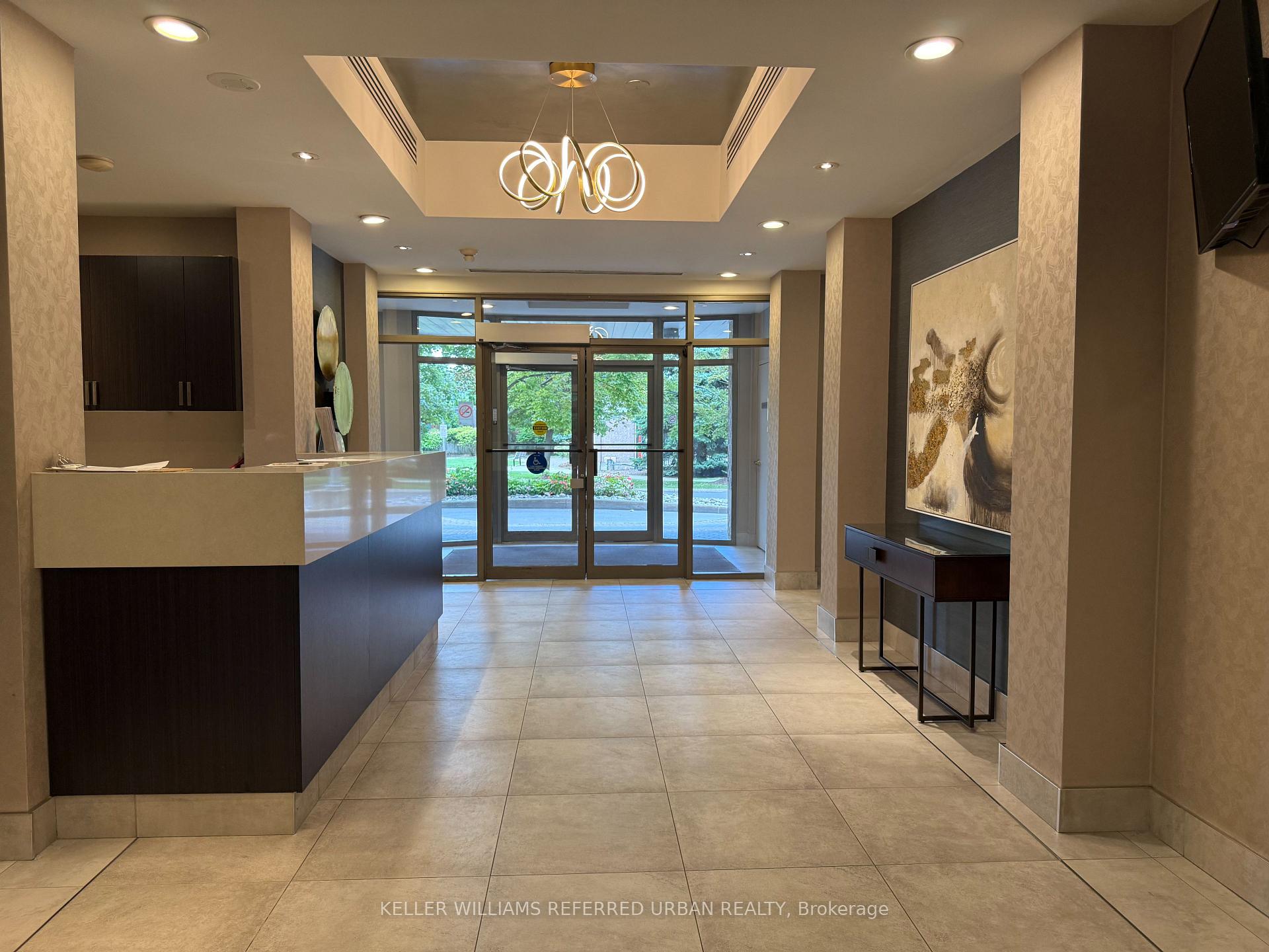 Photo 2 of Unit 110, 1720 Eglinton Avenue E, North York, Victoria Village — HOMEH