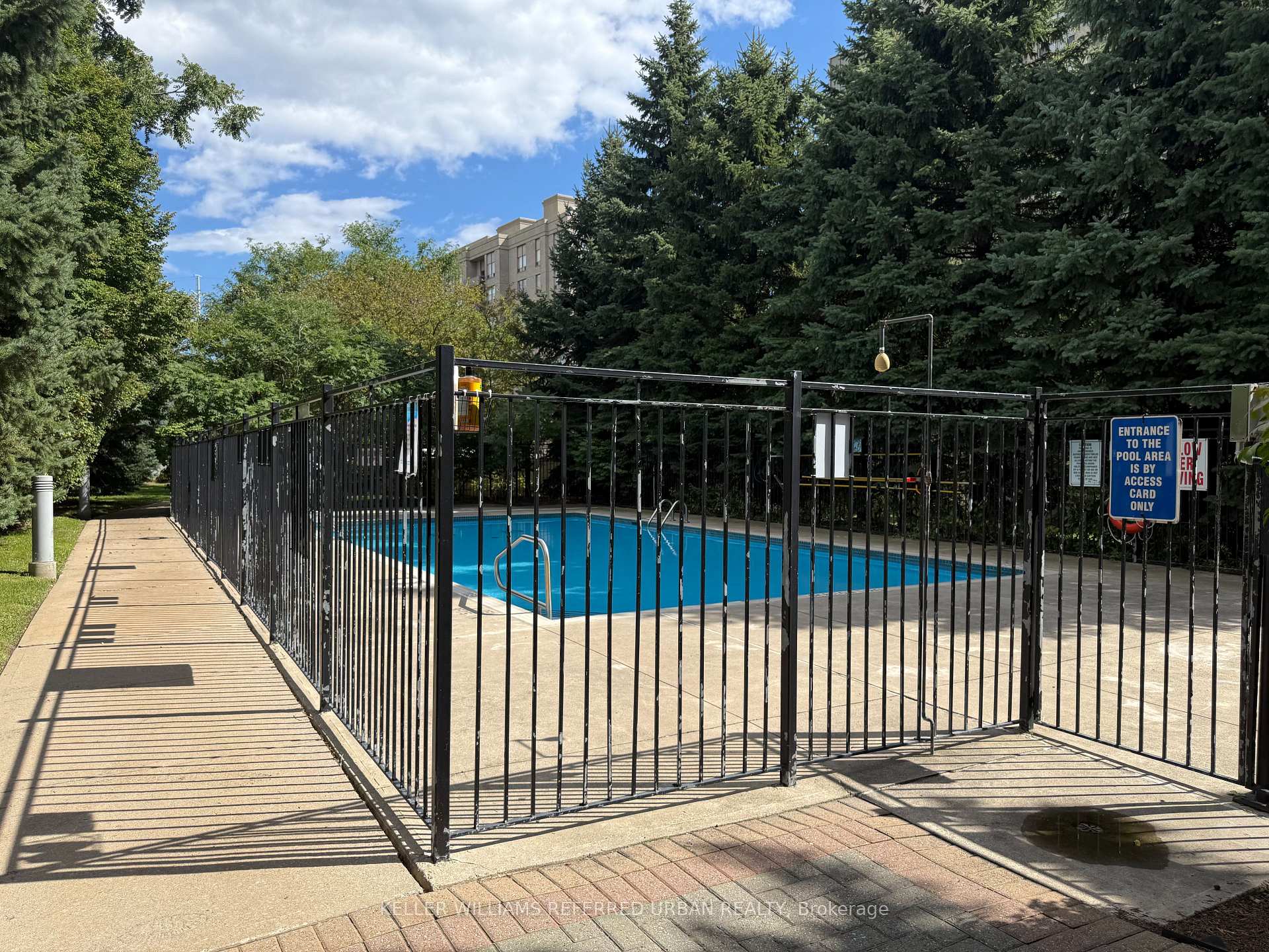 Photo 6 of Unit 110, 1720 Eglinton Avenue E, North York, Victoria Village — HOMEH