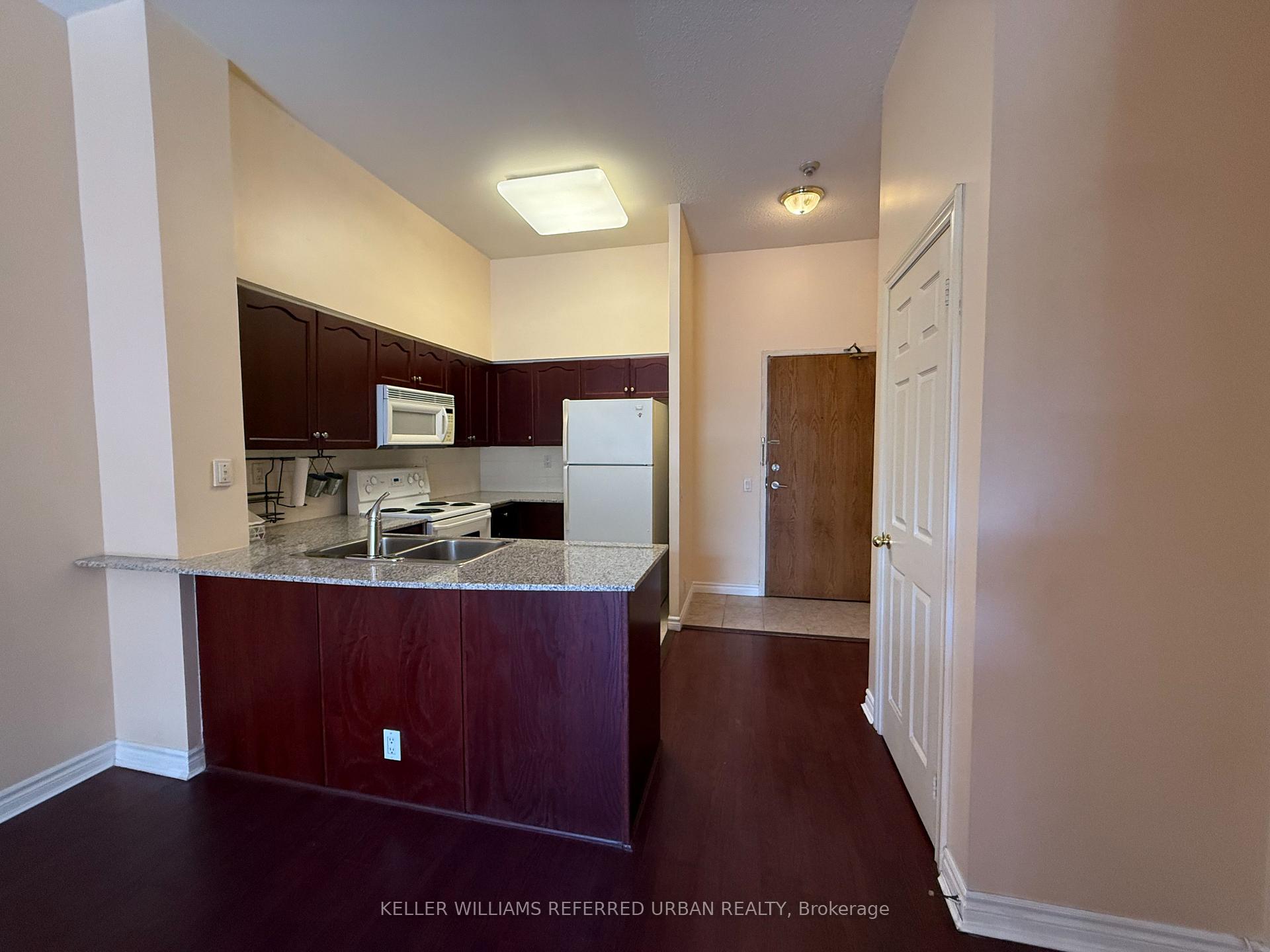 Photo 5 of Unit 110, 1720 Eglinton Avenue E, North York, Victoria Village — HOMEH