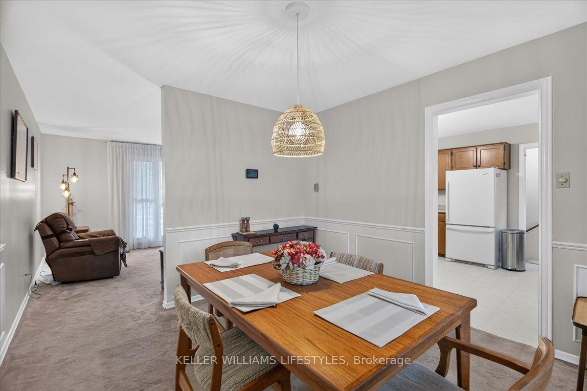 Photo 14 of 76 Fox Mill Crescent, London, South N — HOMEH