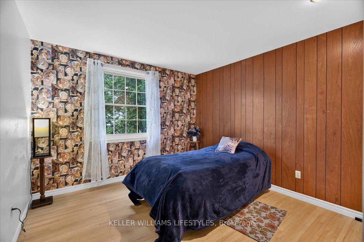 Photo 26 of 76 Fox Mill Crescent, London, South N — HOMEH