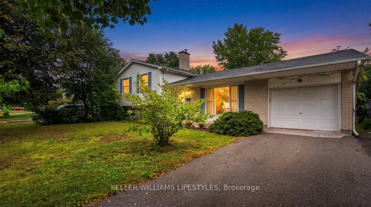 Photo of 76 Fox Mill Crescent