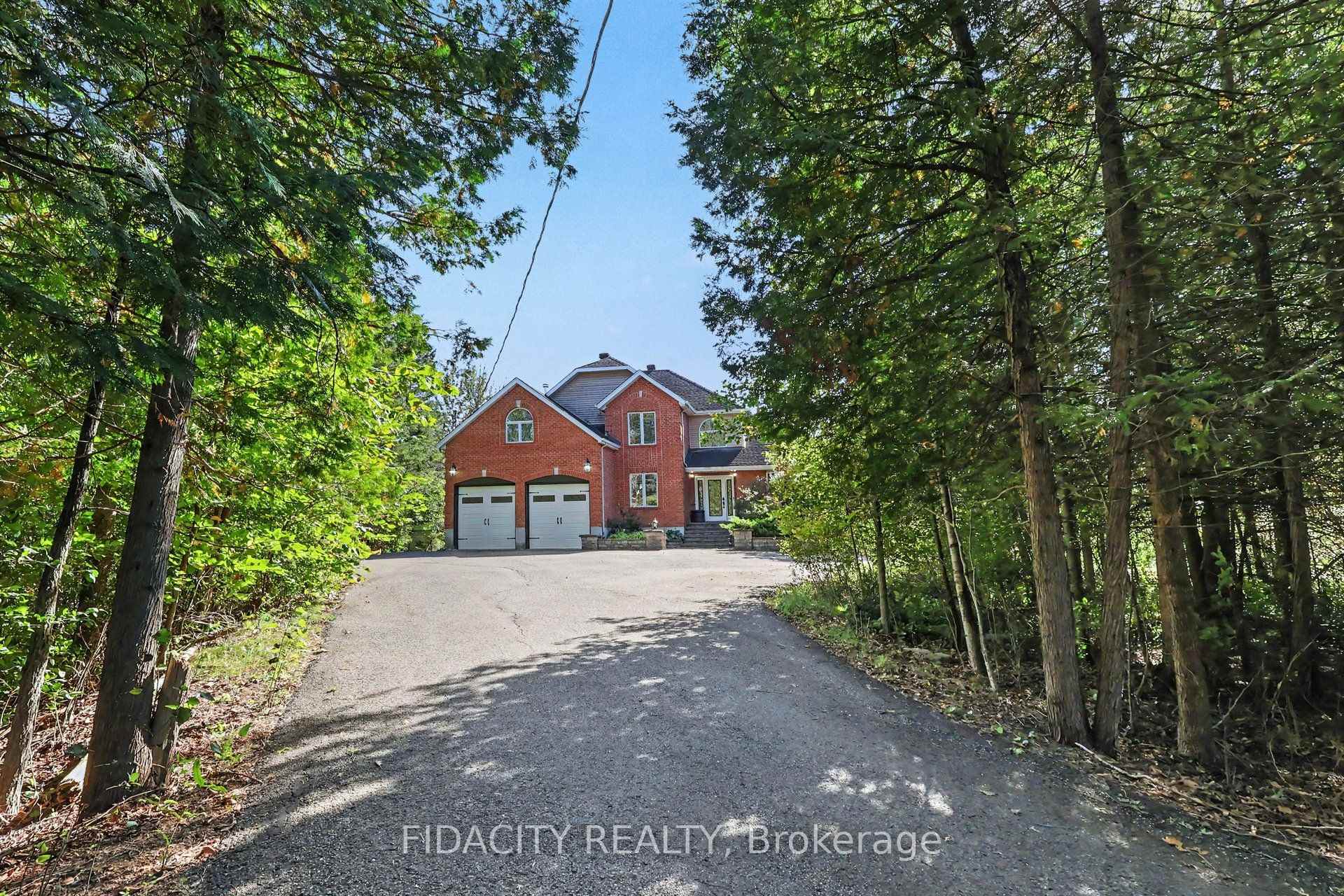 Photo 3 of 88 Constance Lake Road, Ottawa, Kanata - Kanata (North East) — HOMEH
