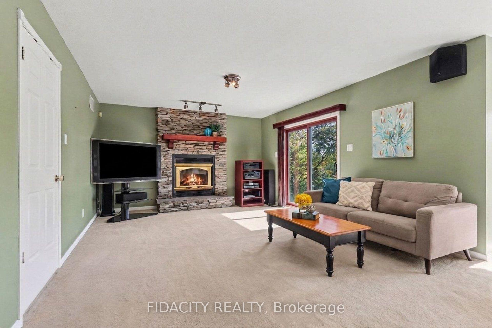 Photo 13 of 88 Constance Lake Road, Ottawa, Kanata - Kanata (North East) — HOMEH