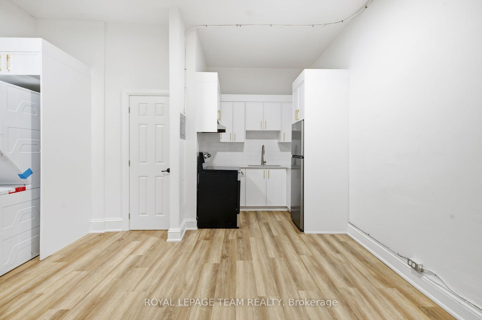 Photo 6 of Unit 2, 21 York Street, Ottawa, Lower Town/Byward Market — HOMEH