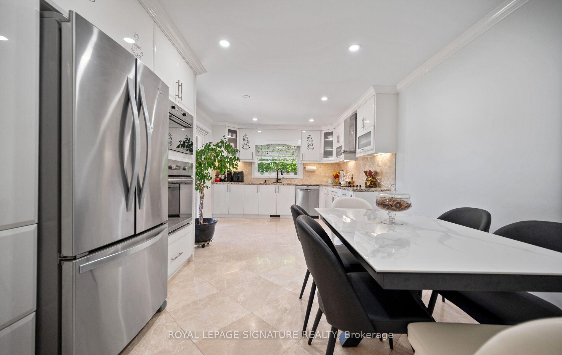 Photo 9 of 2221 Florian Road, Mississauga, Cooksville — HOMEH