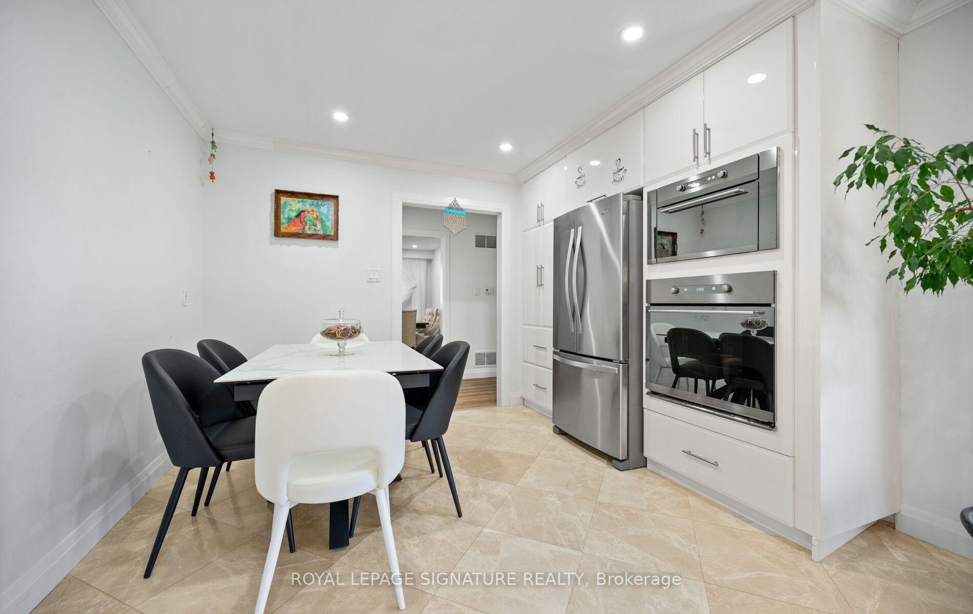Photo 13 of 2221 Florian Road, Mississauga, Cooksville — HOMEH