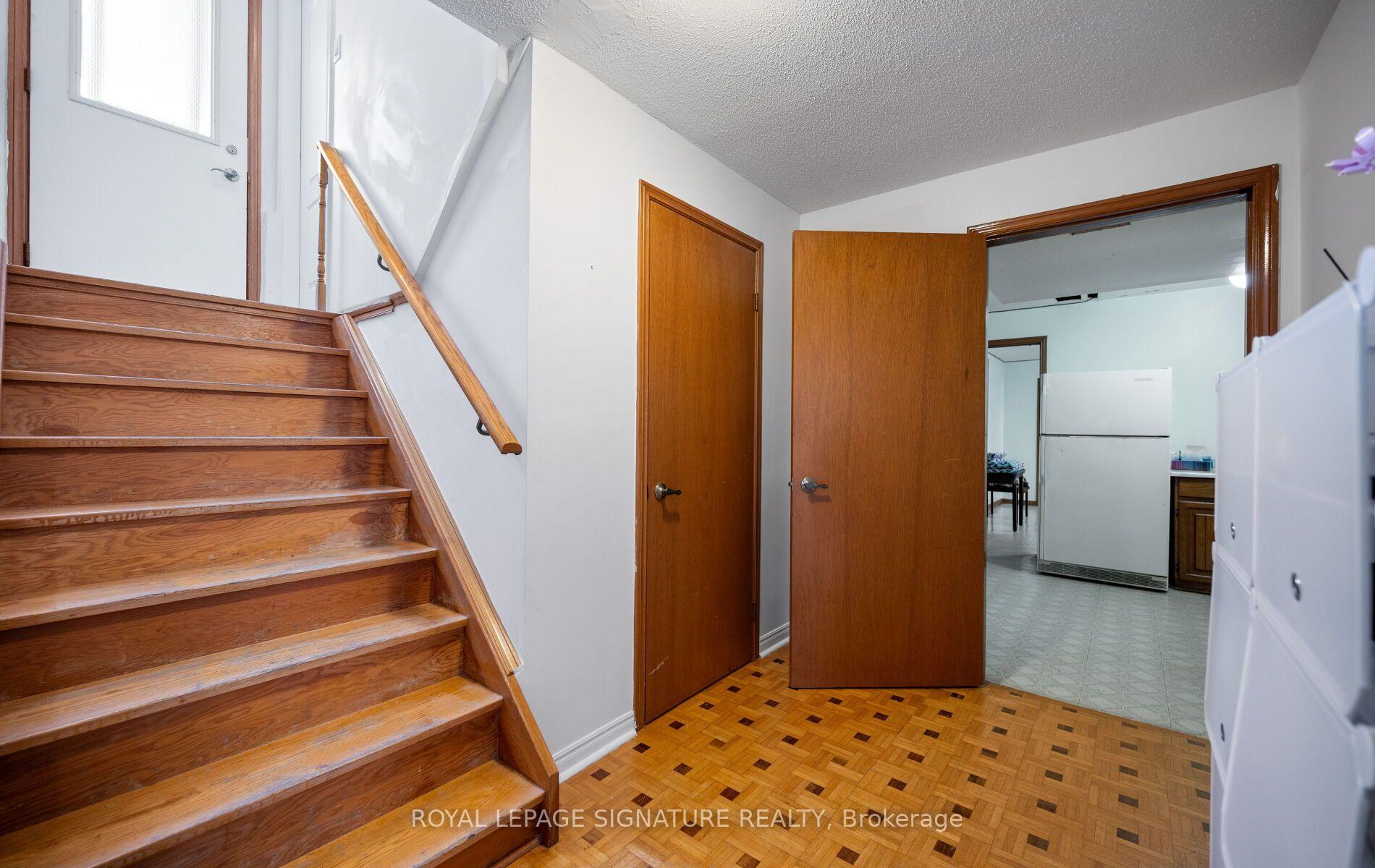 Photo 28 of 2221 Florian Road, Mississauga, Cooksville — HOMEH