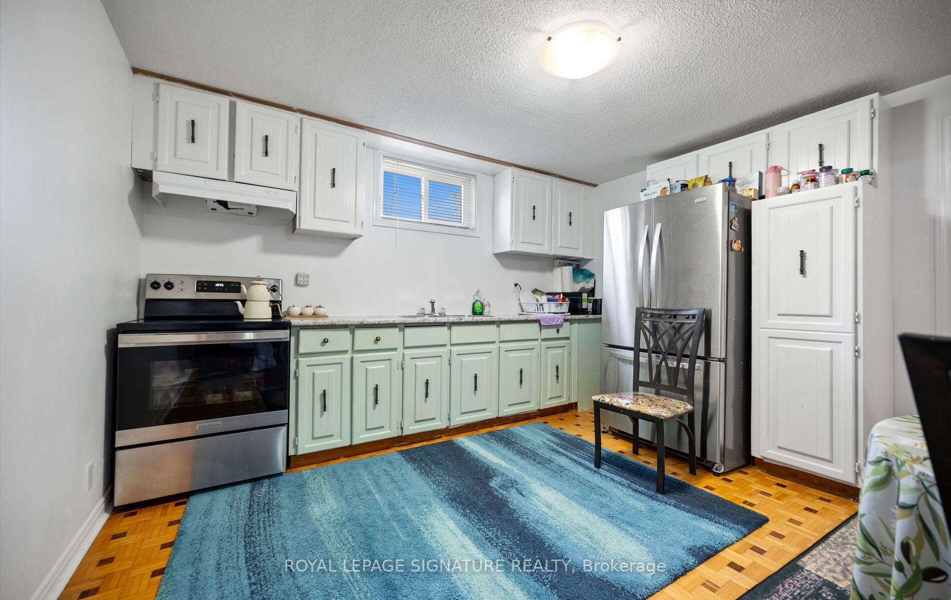 Photo 31 of 2221 Florian Road, Mississauga, Cooksville — HOMEH