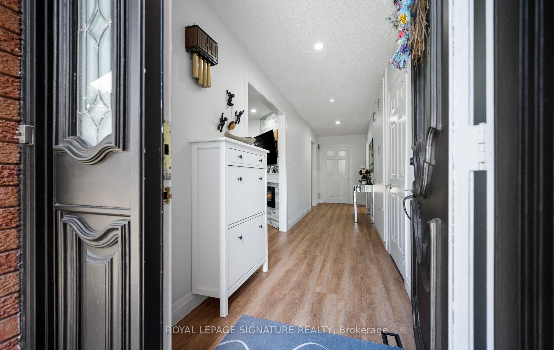 Photo 5 of 2221 Florian Road, Mississauga, Cooksville — HOMEH