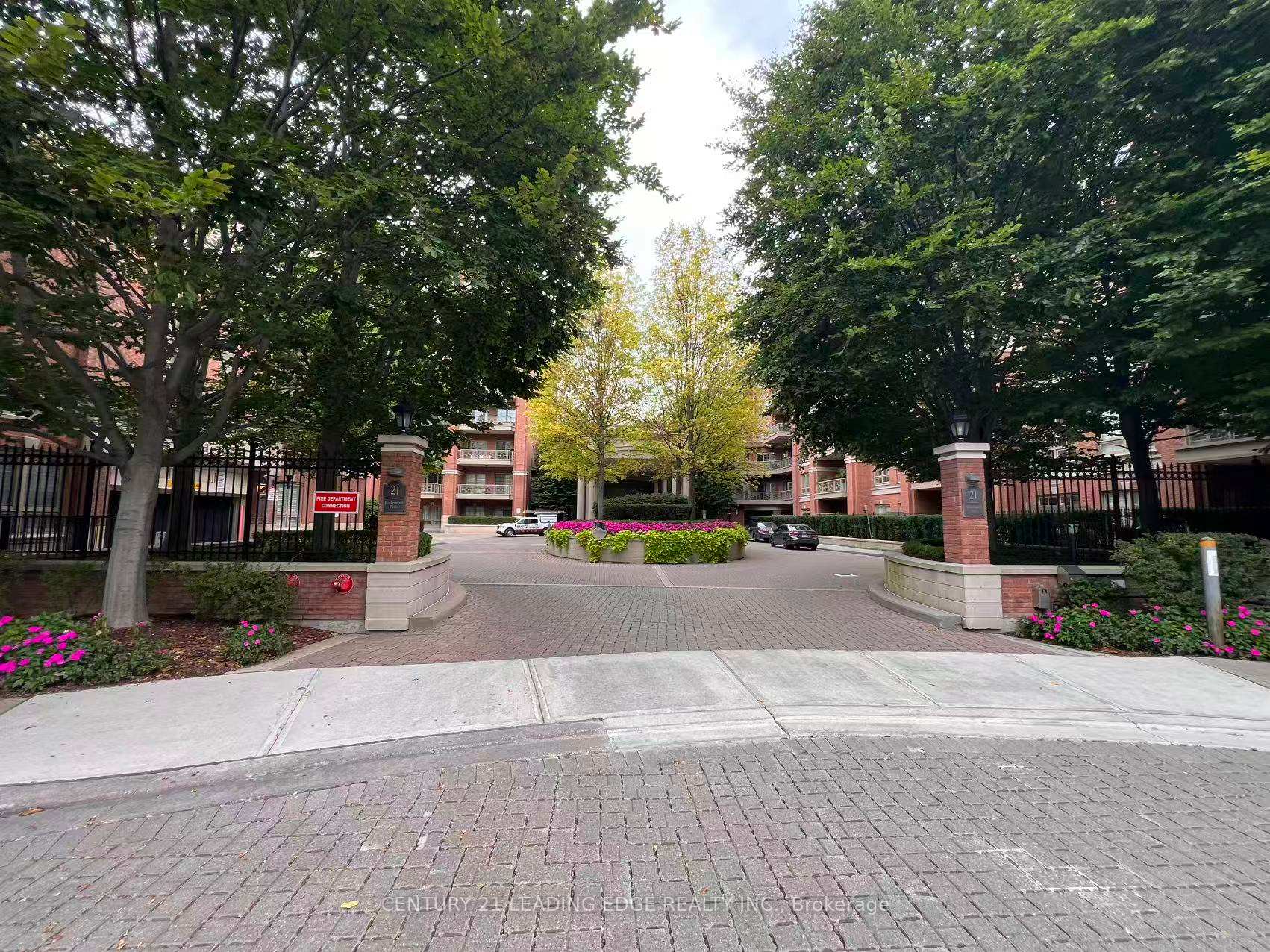 Photo of Unit 612, 21 Burkebrook Place