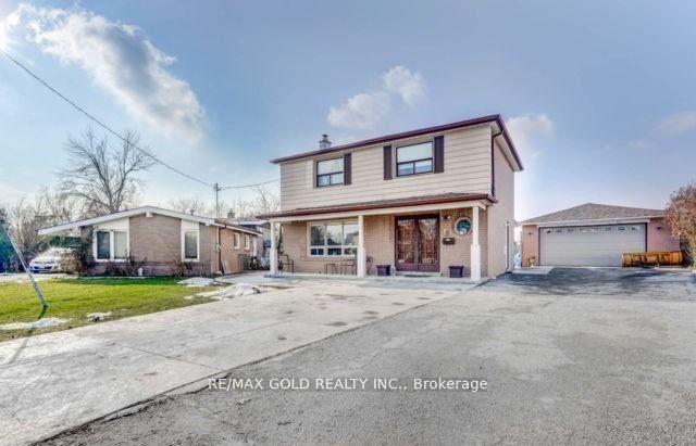 Photo 2 of Unit Basement, 6 Monaco Court, North York, Black Creek — HOMEH