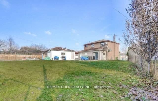Photo 29 of Unit Basement, 6 Monaco Court, North York, Black Creek — HOMEH
