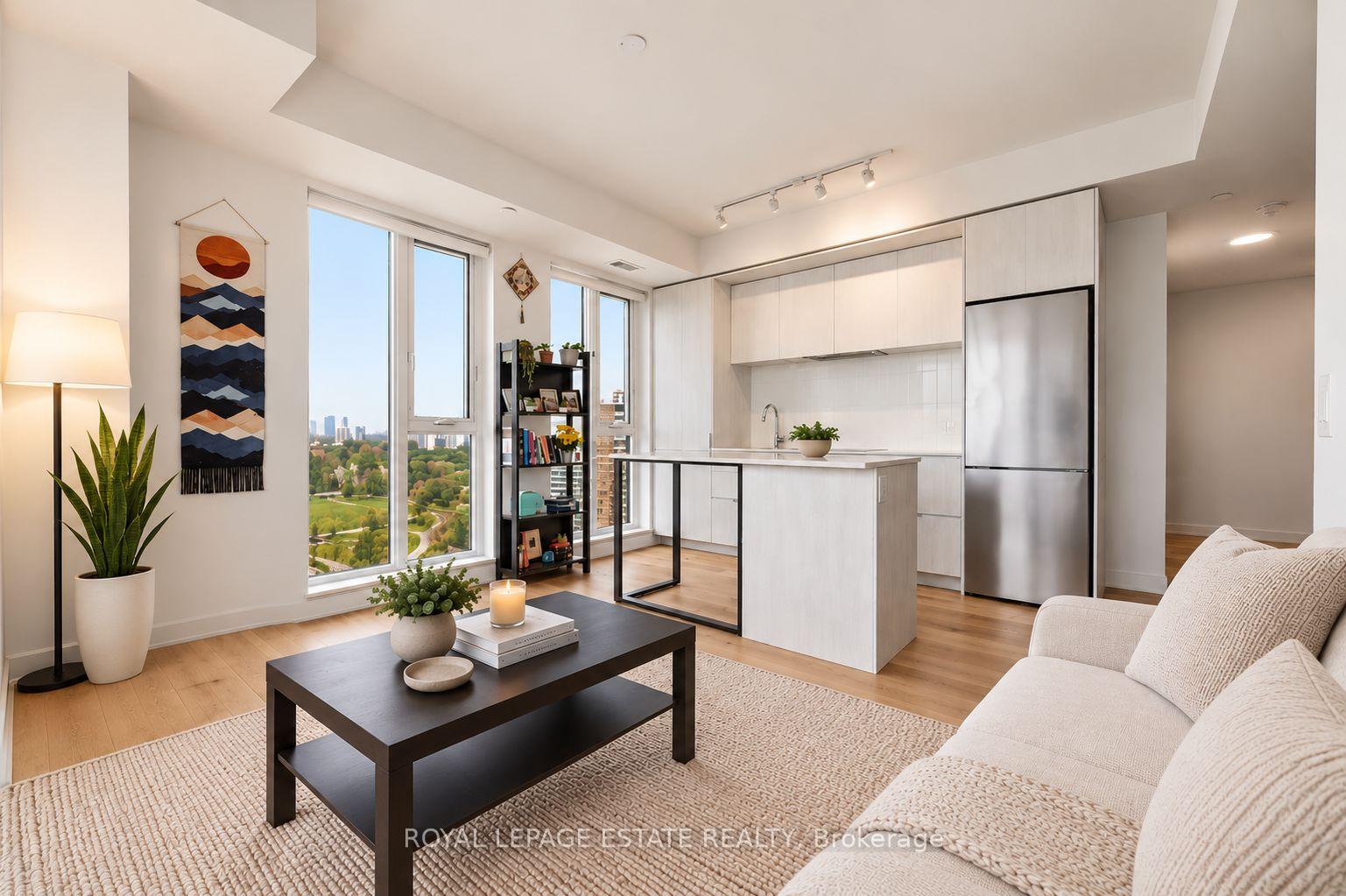 Photo 3 of Unit 2008, 130 River Street, Toronto, Regent Park — HOMEH
