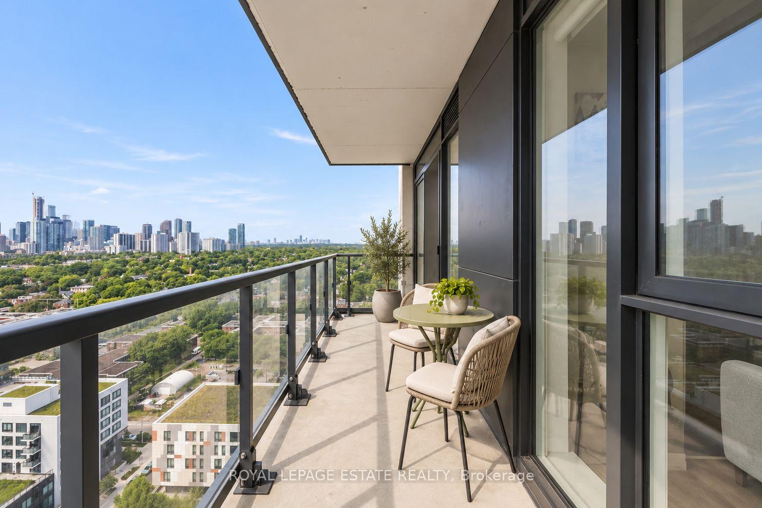 Photo 10 of Unit 2008, 130 River Street, Toronto, Regent Park — HOMEH