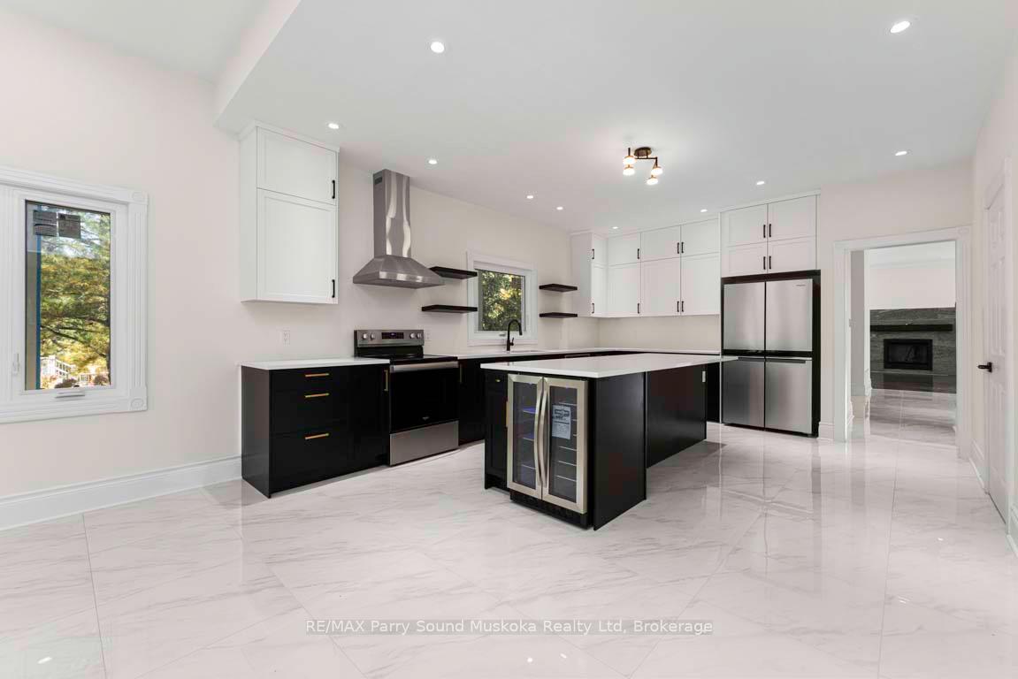 Photo 11 of 14-16 Knowles Crescent, Seguin — HOMEH