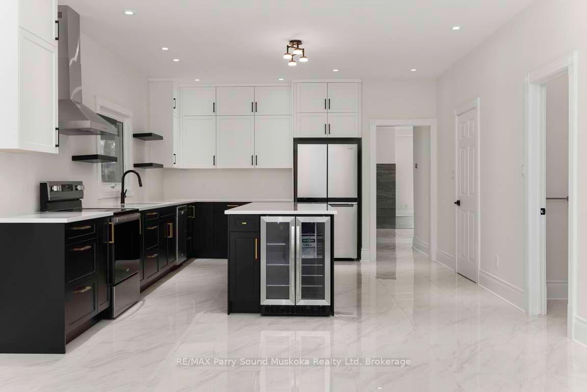 Photo 12 of 14-16 Knowles Crescent, Seguin — HOMEH