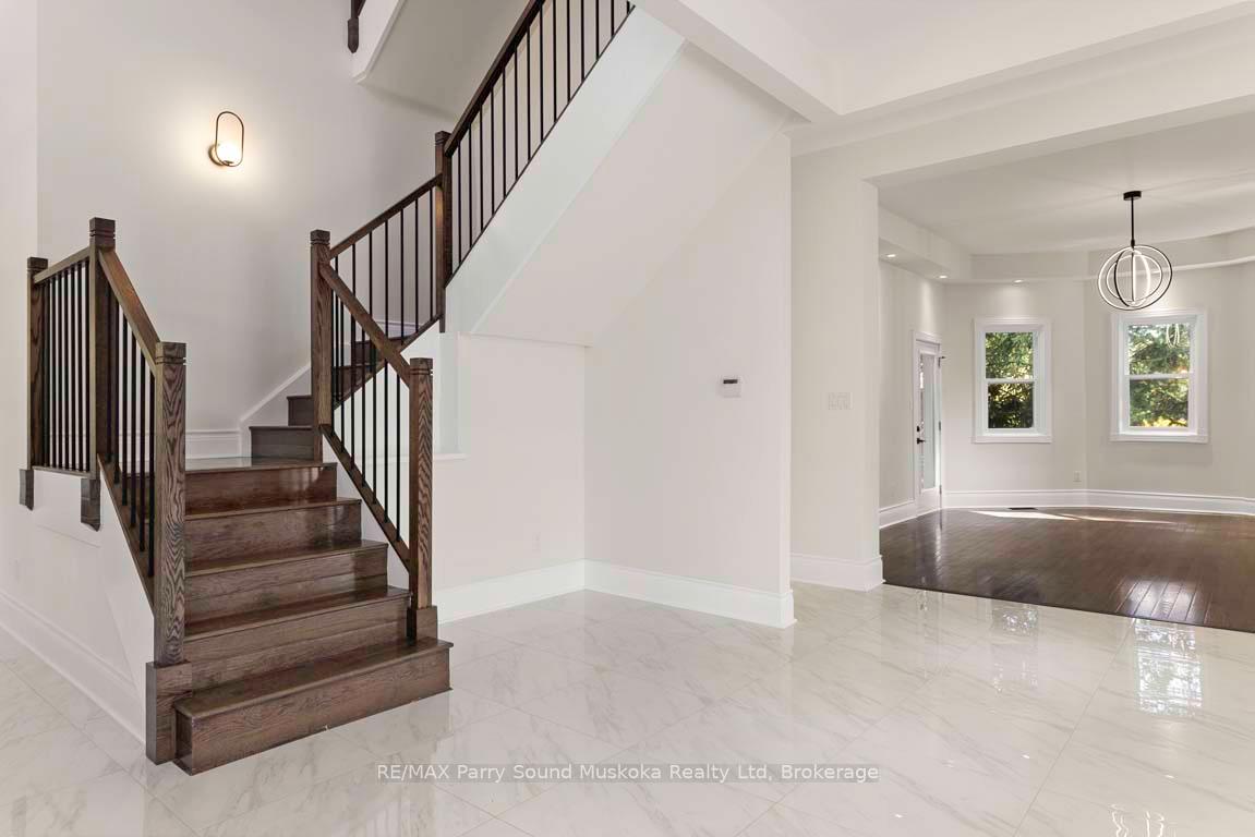 Photo 17 of 14-16 Knowles Crescent, Seguin — HOMEH